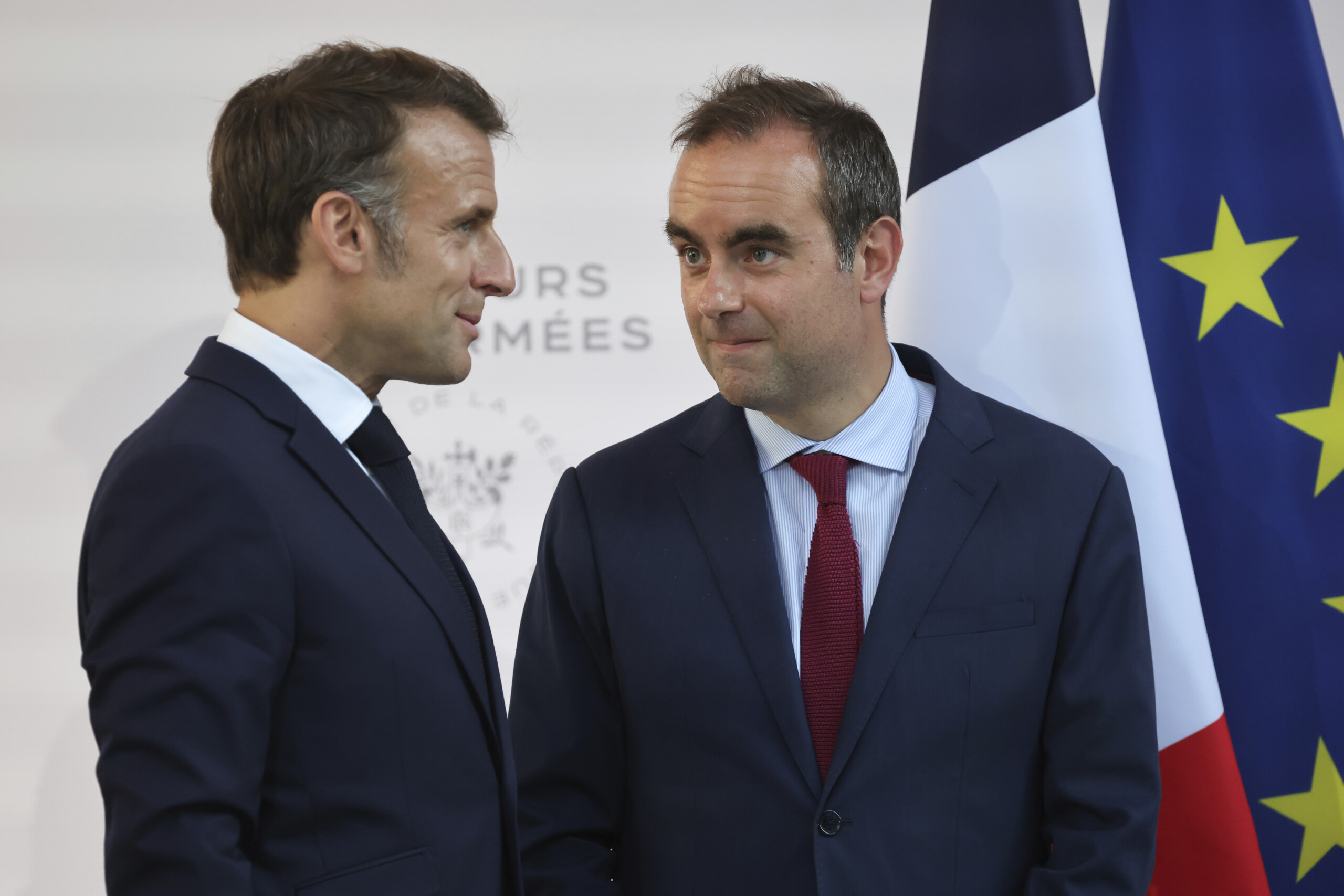 france macron nomme sebastien lecornu nouveau premier ministre scaled
