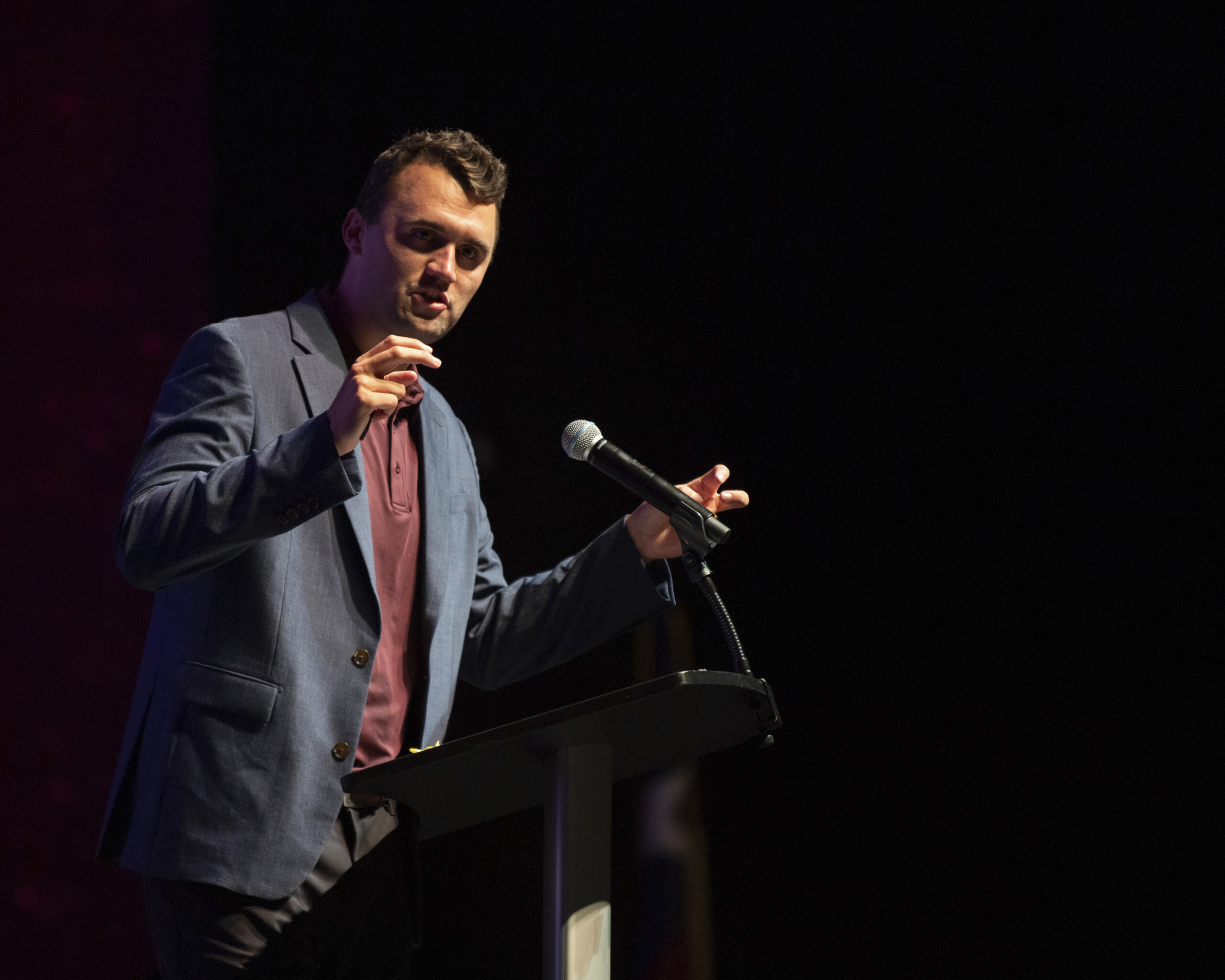 etats unis des tirs contre lactiviste de droite charlie kirk lors dun evenement dans lutah scaled