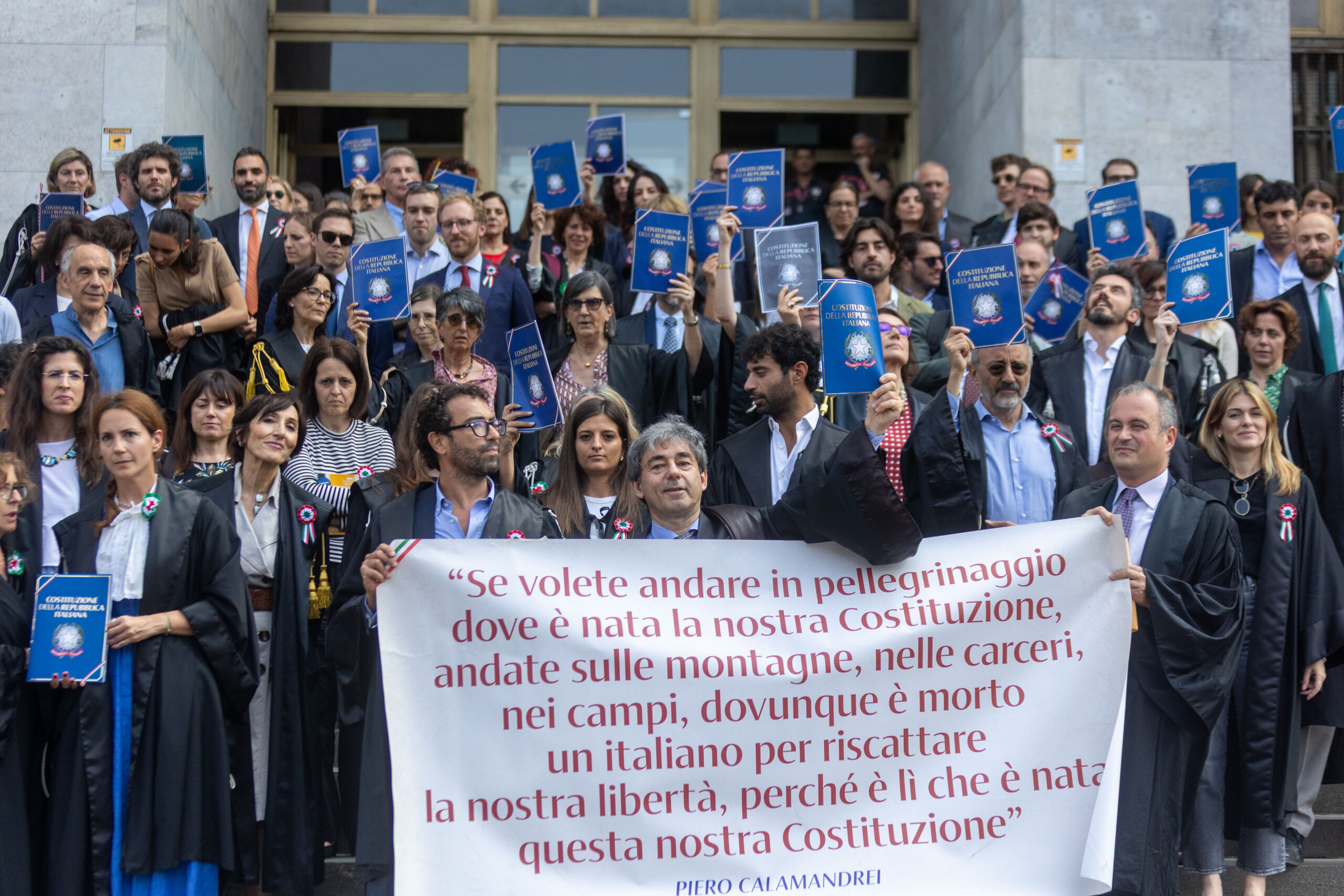 separation des carrieres anm lequilibre des pouvoirs prevu par la constitution est menace scaled