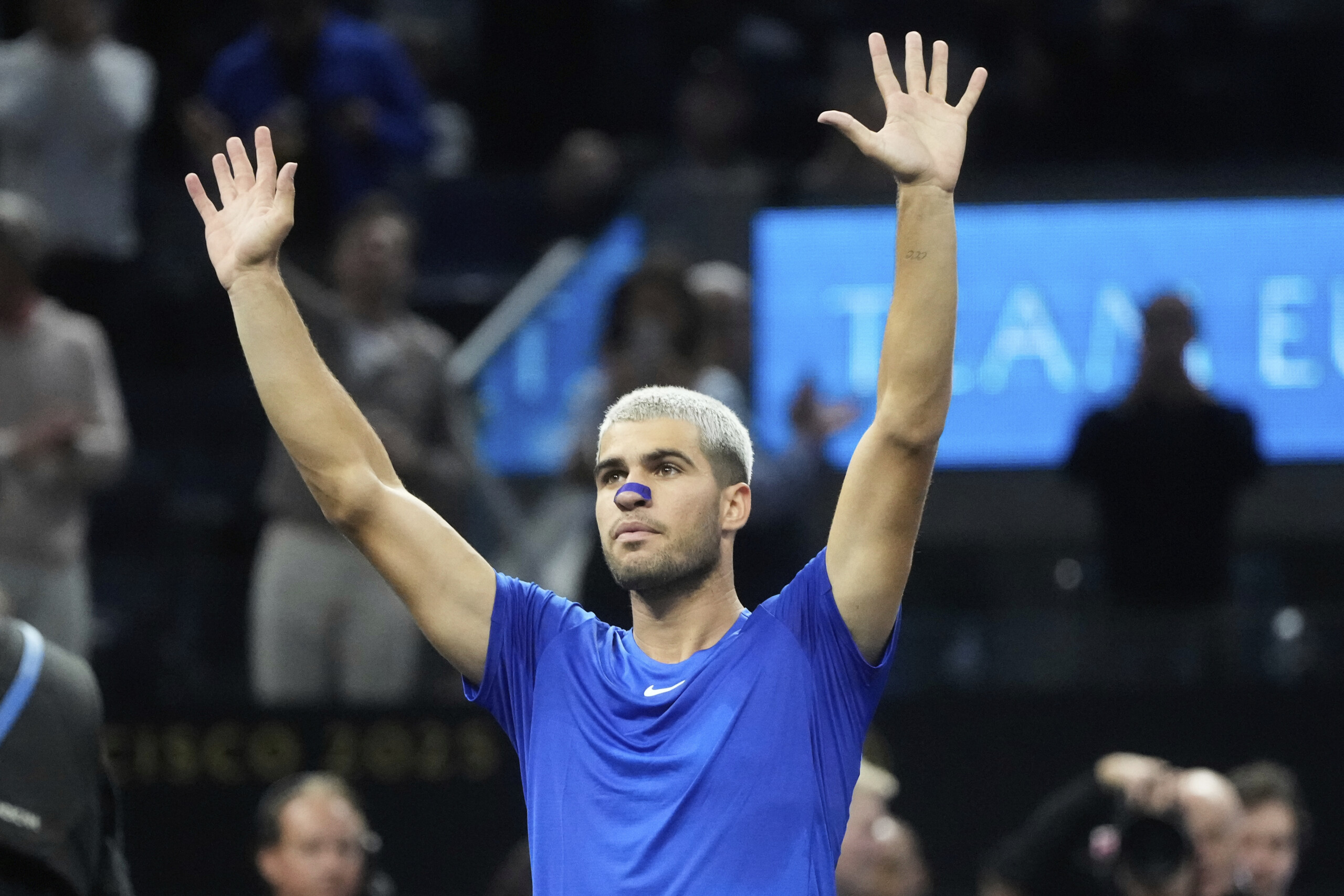 tennis atp tokyo alcaraz bat nakashima et se qualifie pour les demi finales scaled