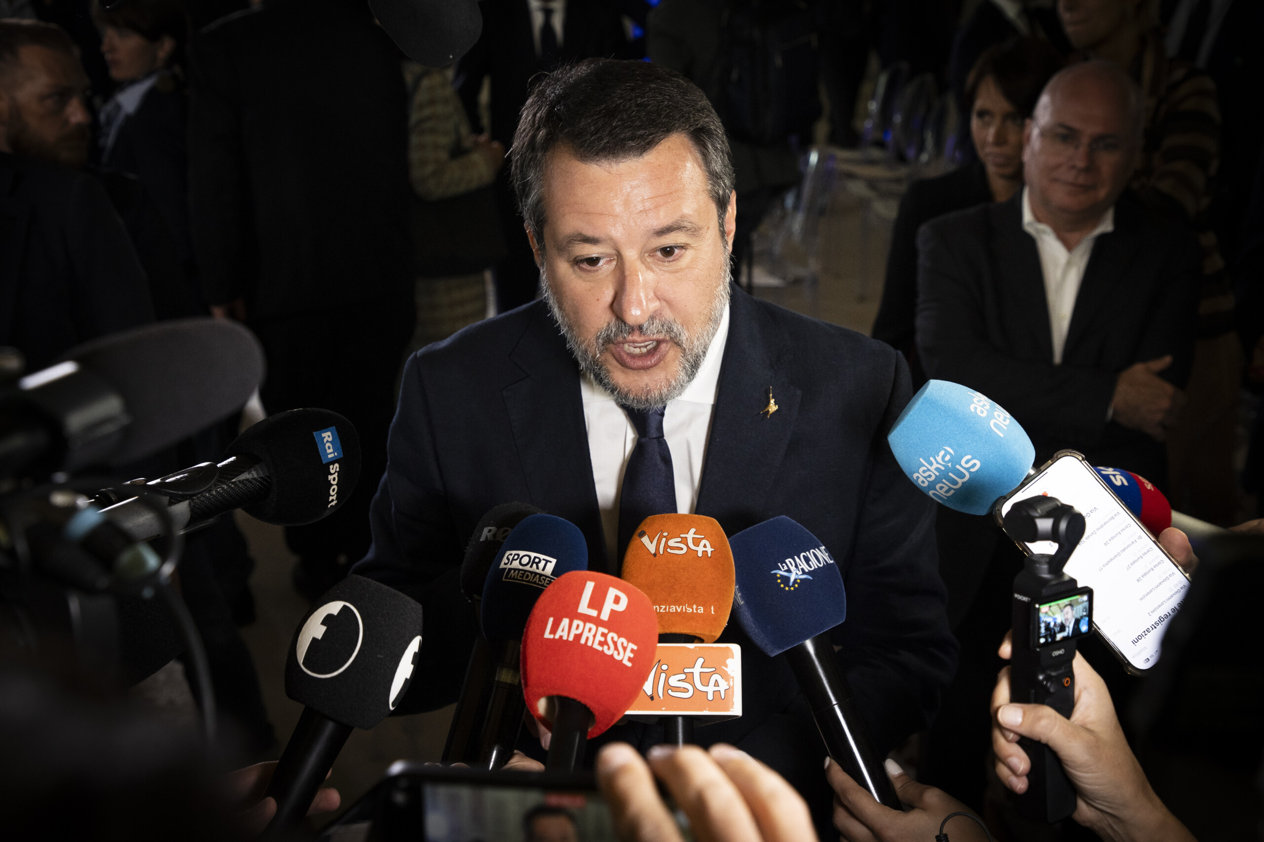 flottille salvini cest landini qui organise la greve quil paie scaled
