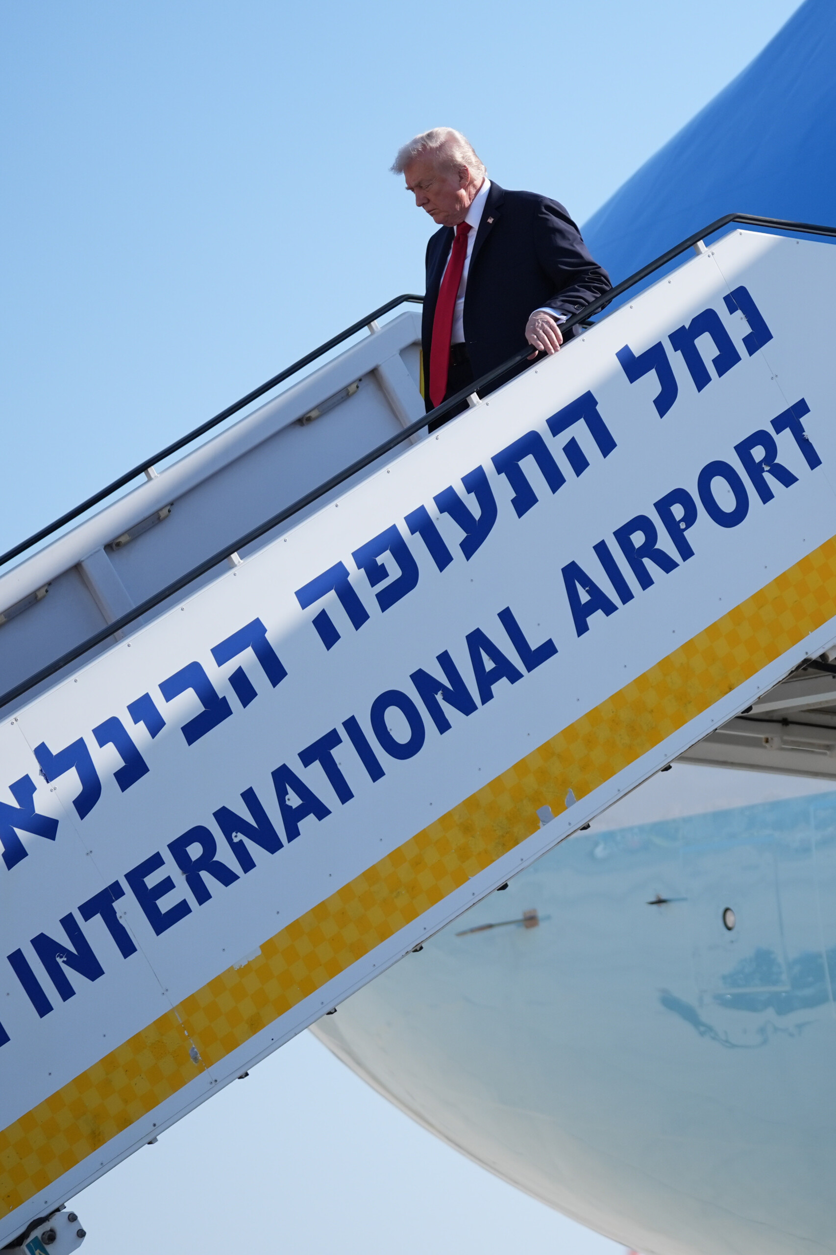gaza trump rendra visite aux otages liberes a lhopital scaled
