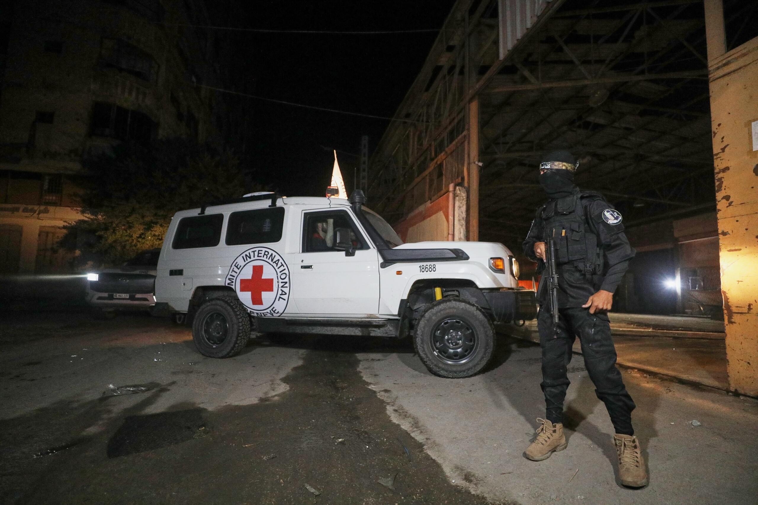 gaza le hamas a remis quatre corps a la croix rouge scaled
