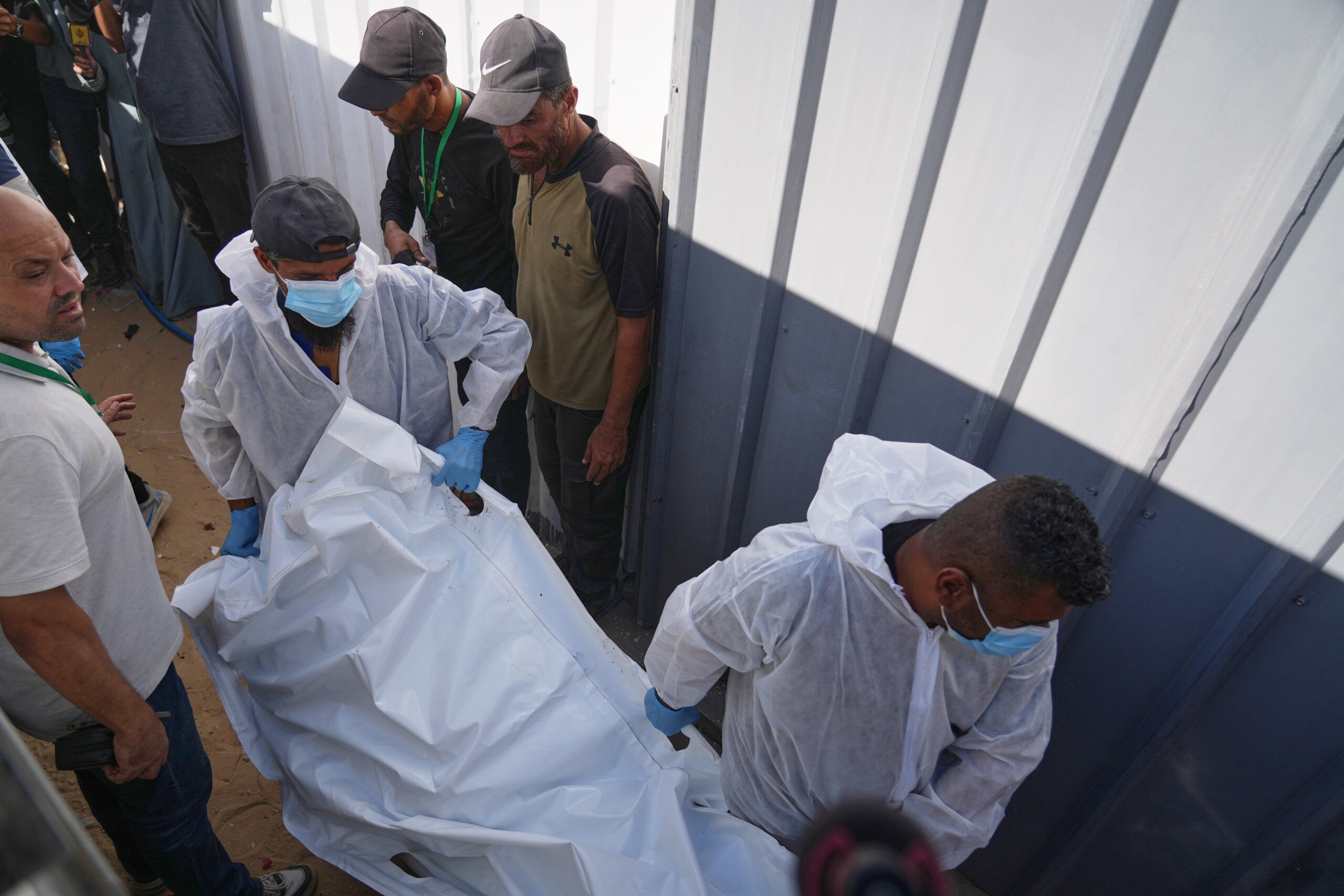 Moyen-Orient : La Croix-Rouge et Israël ont restitué les corps de 30 Palestiniens 1 moyen orient la croix rouge et israel ont restitue les corps de 30 palestiniens scaled