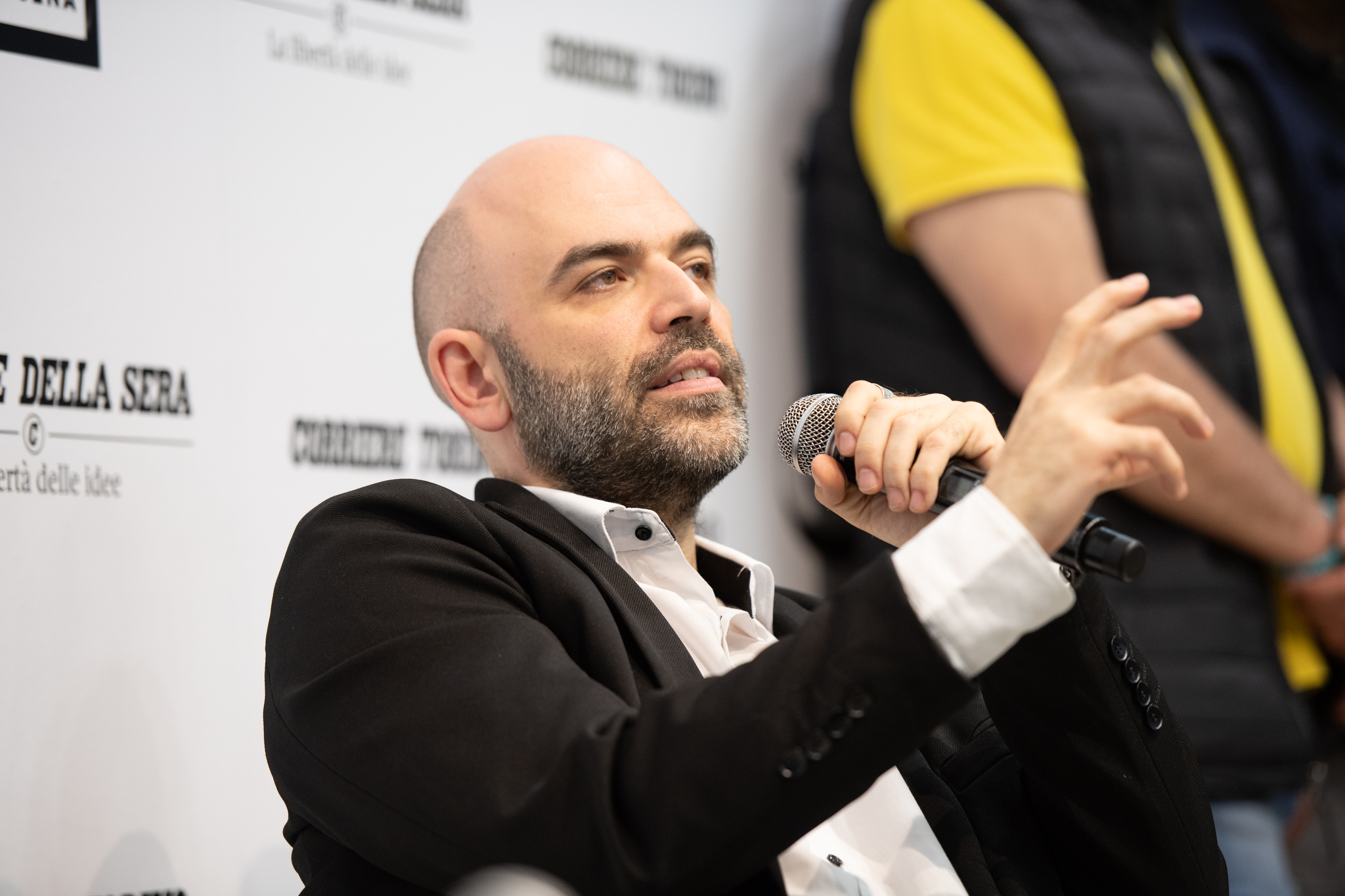 attentat contre ranucci saviano il est aujourdhui plus facile dattaquer le journalisme