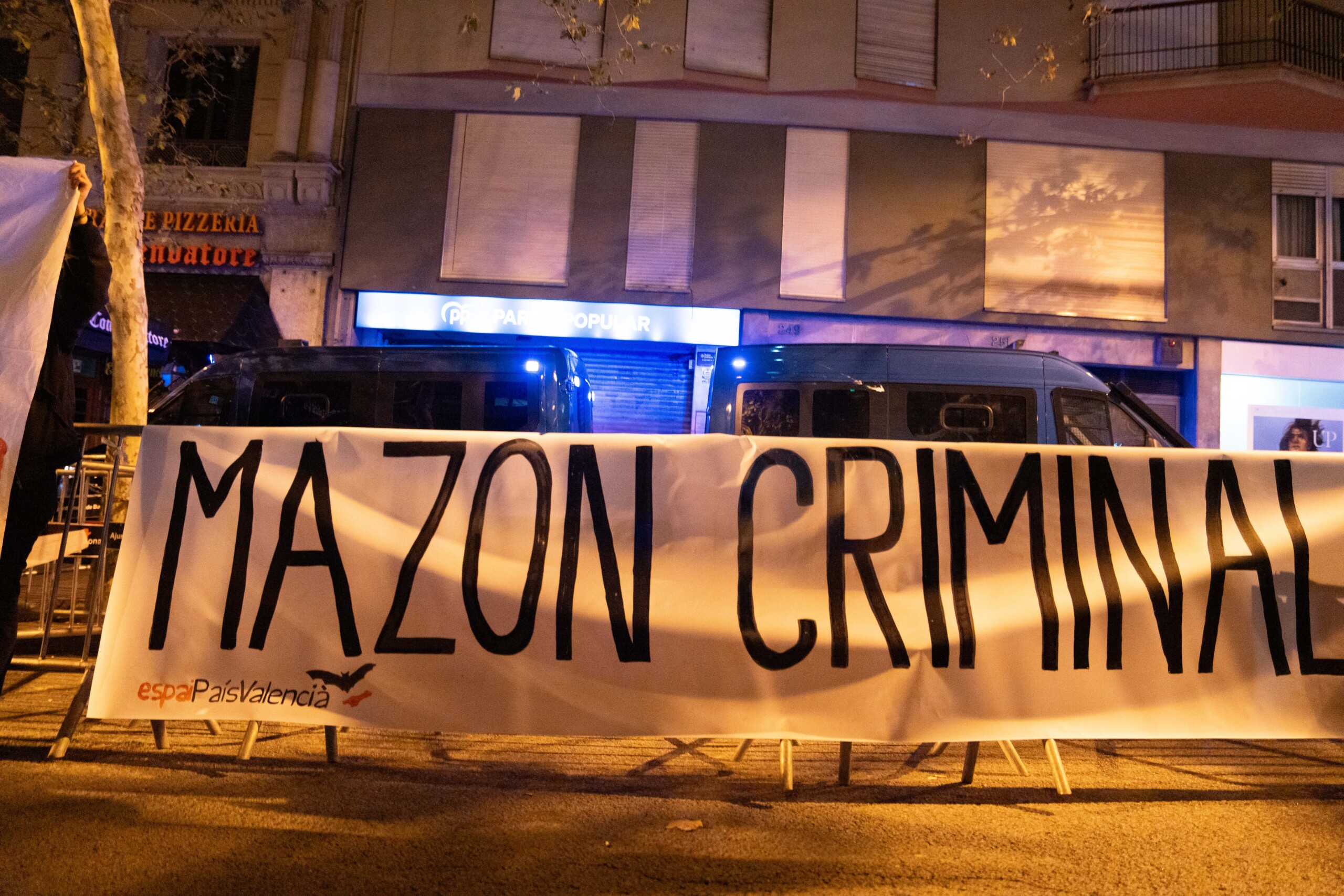 espagne mazon le 29 octobre declare jour de deuil officiel pour les victimes de dana scaled