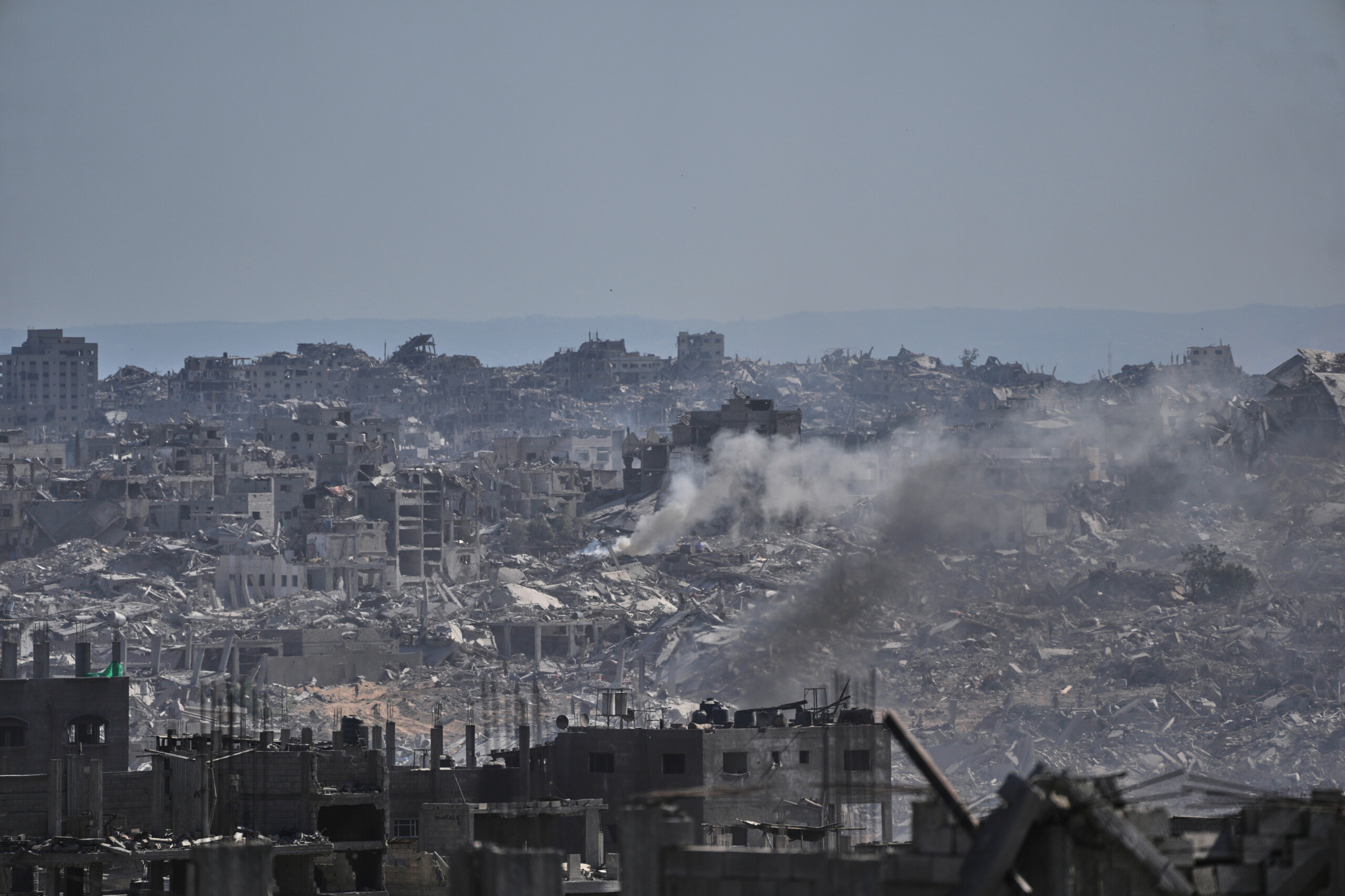le hamas annonce la remise des corps de deux otages dans lapres midi scaled
