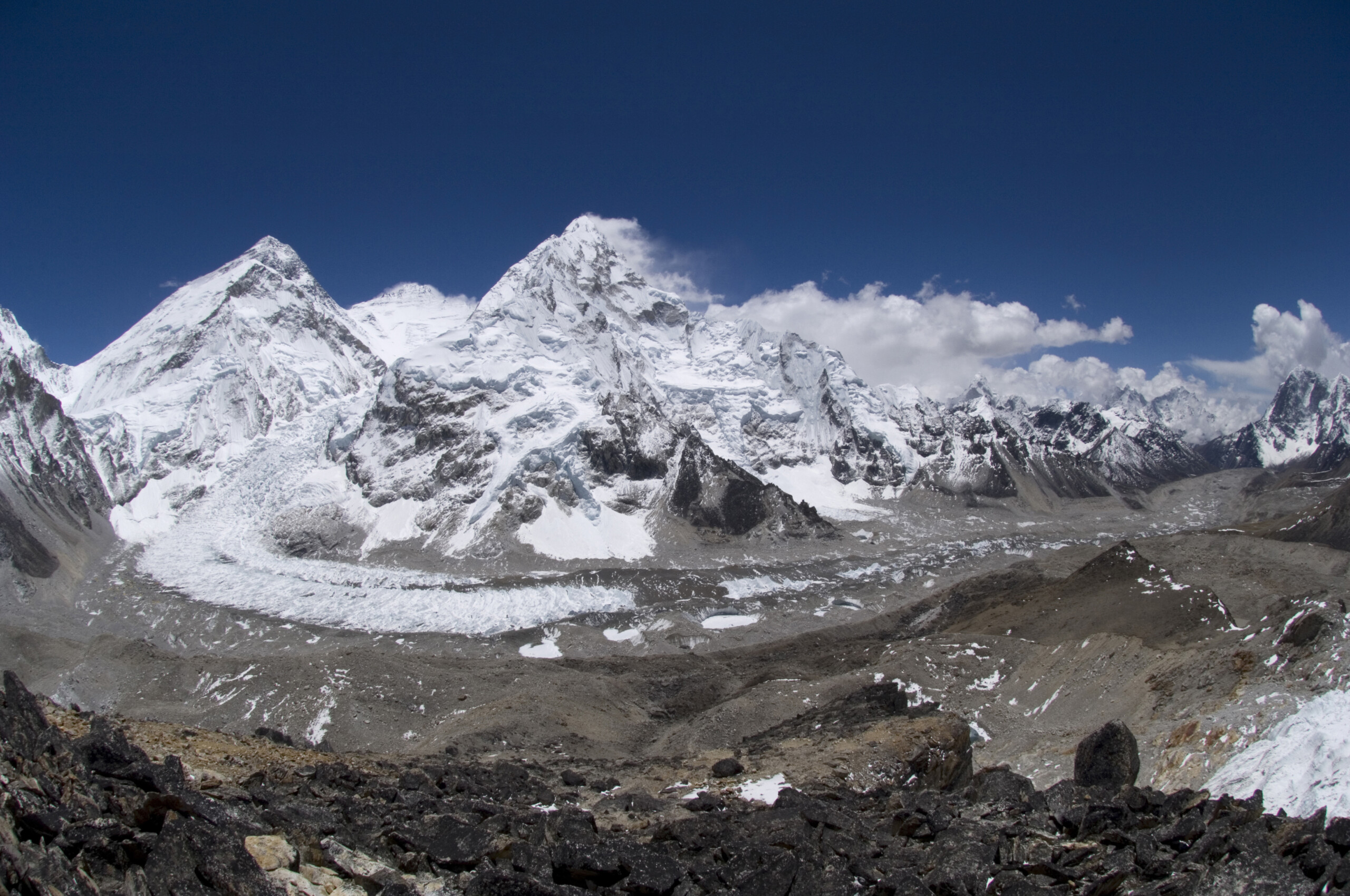 Népal : décès confirmé de l'alpiniste Paolo Cocco 1 nepal deces confirme de lalpiniste paolo cocco scaled