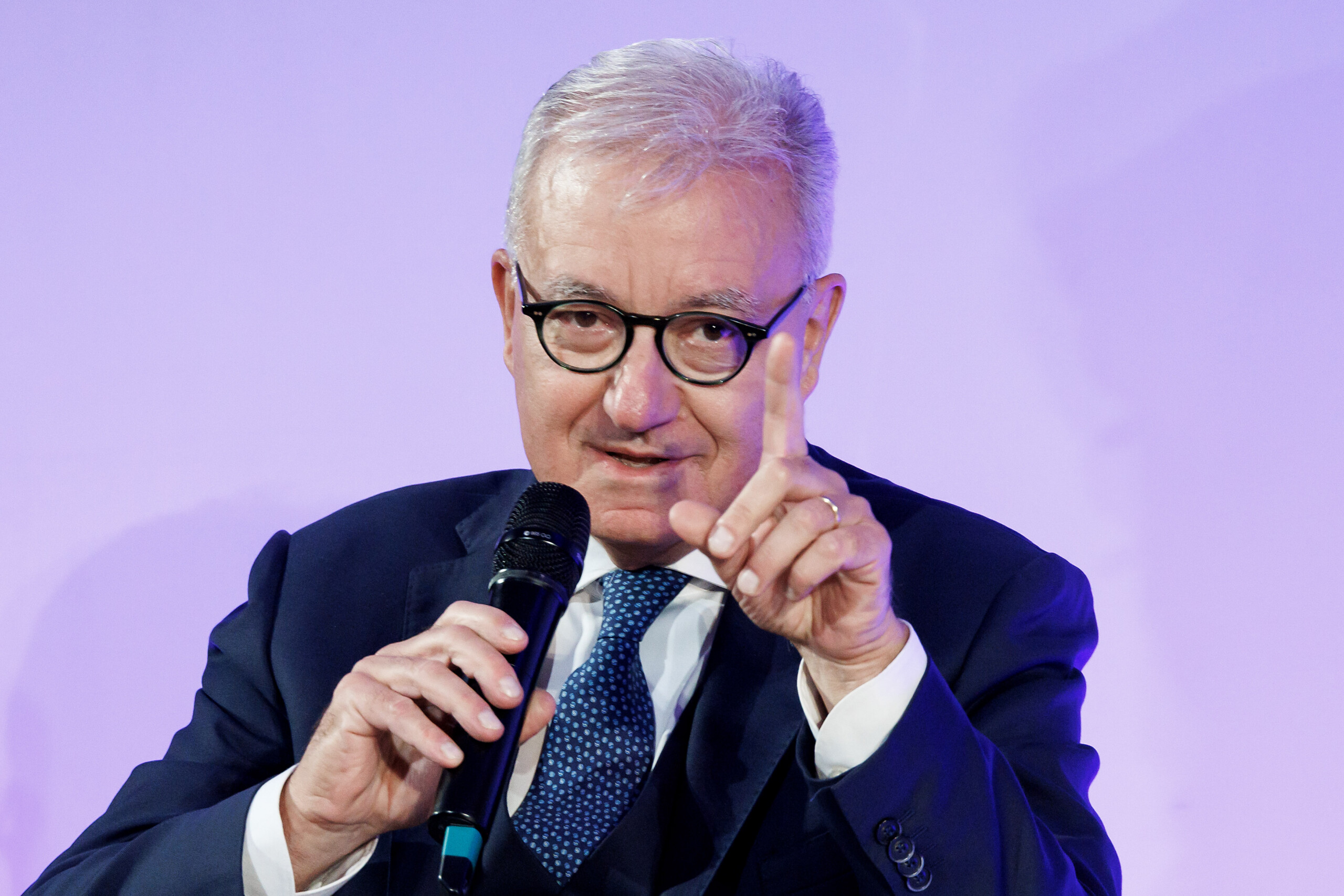 Réforme de la justice, Mantovano : « La magistrature bloque les expulsions, l’Ilva et le développement de Milan » 1 reforme de la justice mantovano la magistrature bloque les expulsions lilva et le developpement de milan scaled