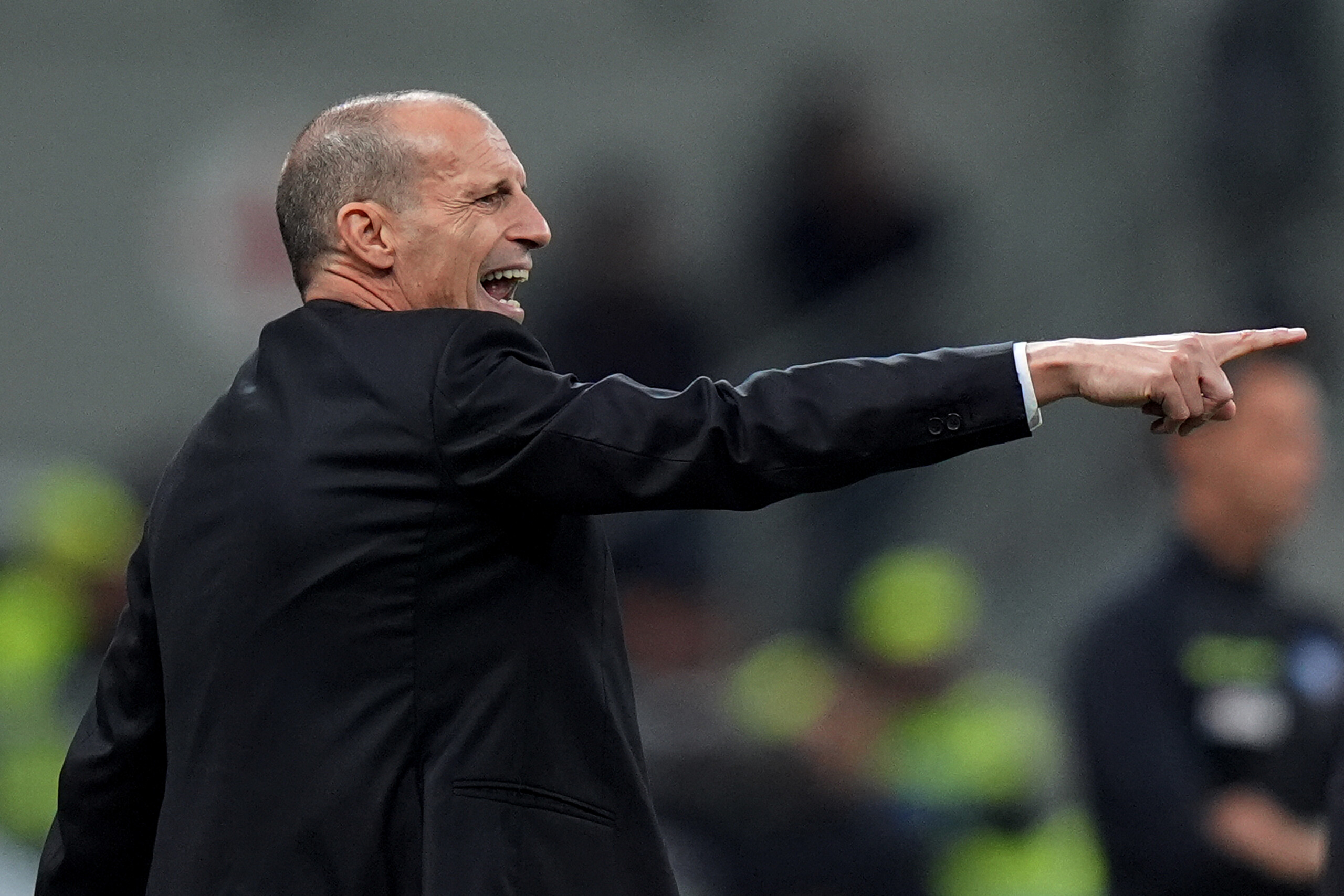 Allegri : « Nous ne pensons pas au derby, au championnat ? Restons silencieux et concentrés » 1 allegri nous ne pensons pas au derby au championnat restons silencieux et concentres scaled