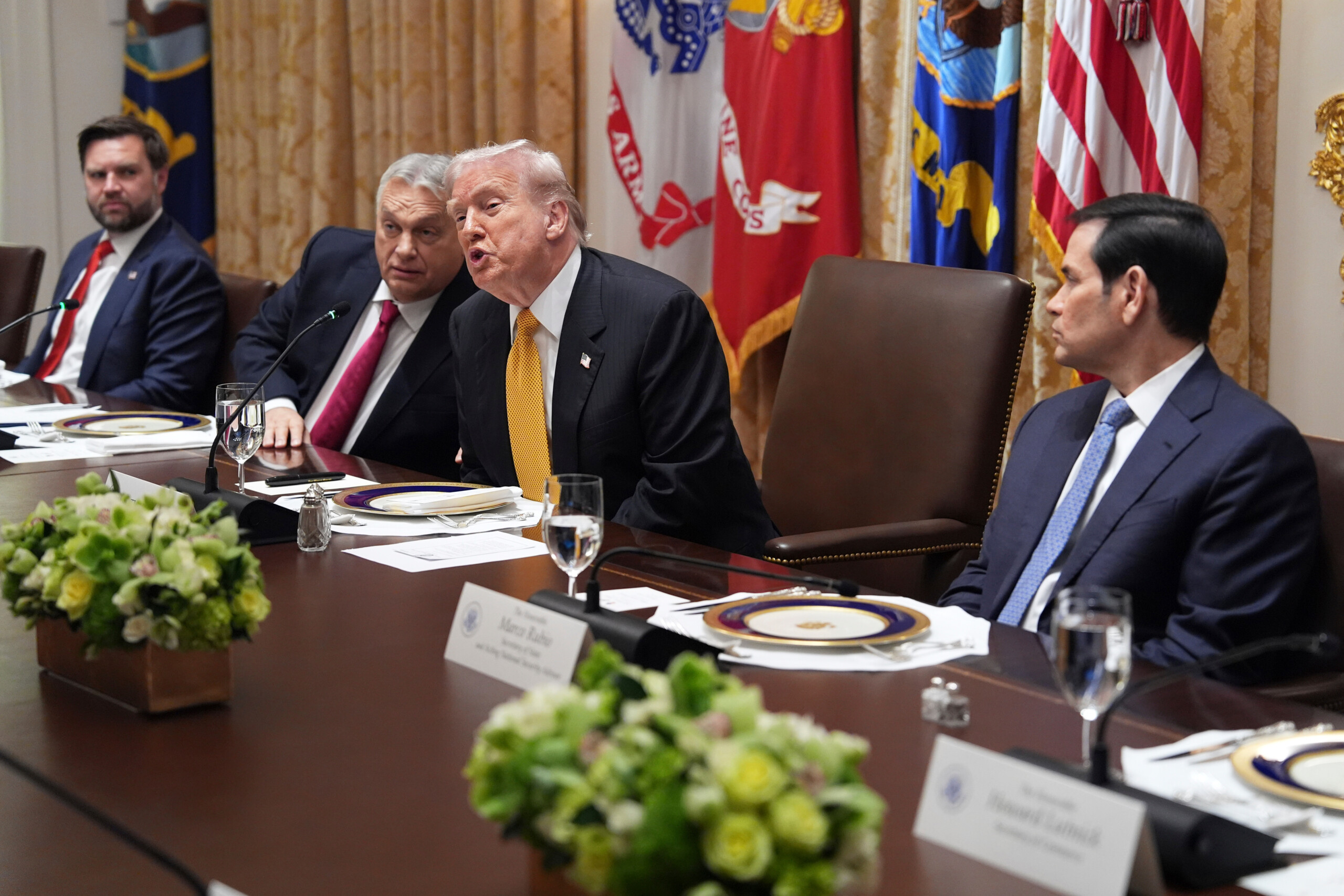 Ukraine, Orban chez Trump : « Nous évaluons des exemptions pour la Hongrie sur le pétrole russe » 1 ukraine orban chez trump nous evaluons des exemptions pour la hongrie sur le petrole russe scaled