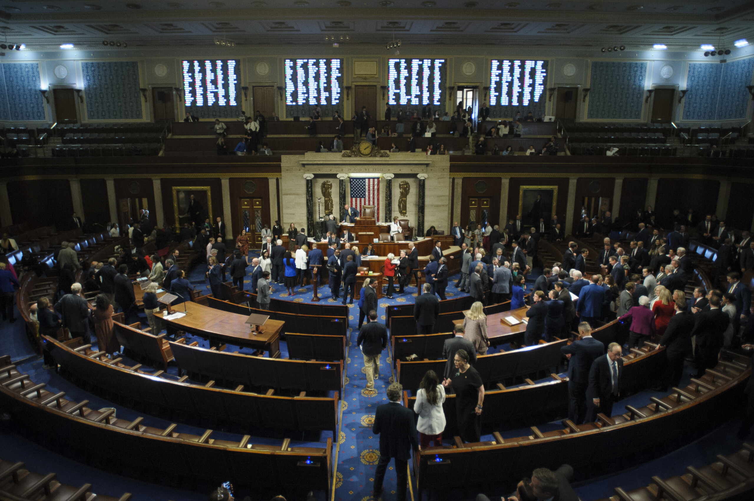 Venezuela : le Sénat utilise une mesure inefficace pour empêcher la guerre de Trump contre Caracas 1 venezuela le senat utilise une mesure inefficace pour empecher la guerre de trump contre caracas scaled