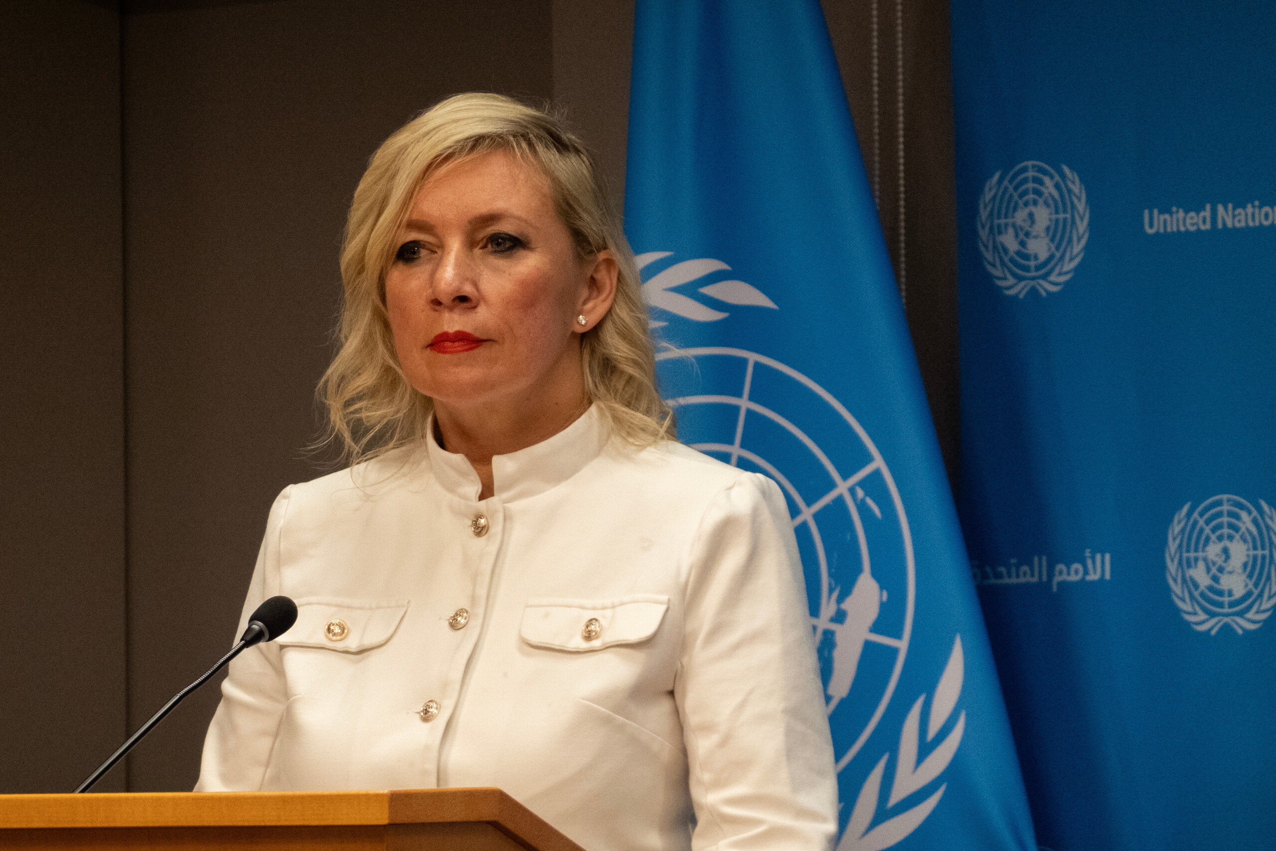 russie zakharova lue attend une reponse sur les visas elle est sur le point de commettre un acte irreparable scaled