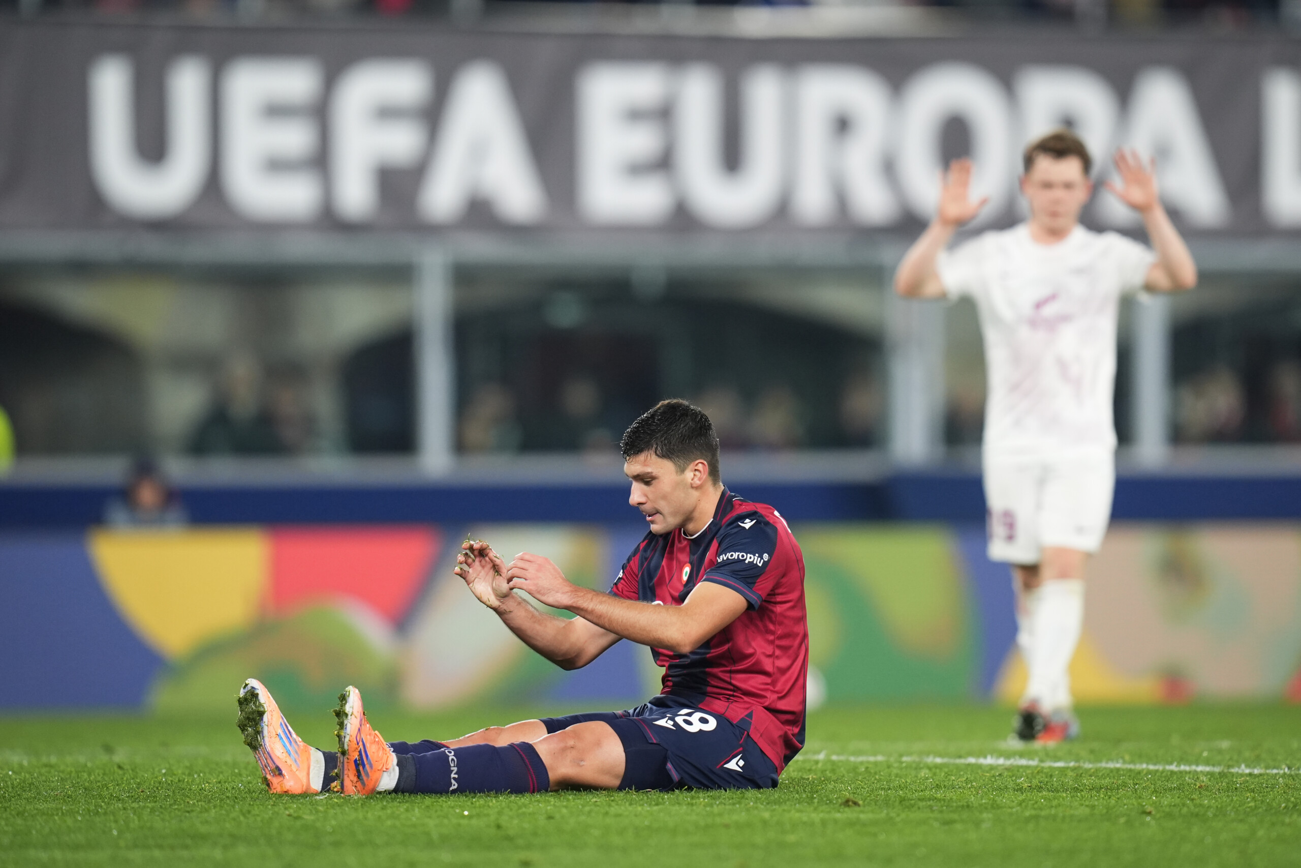 Bologne, blessure au soléaire droit pour Cambiaghi : indisponible pendant trois semaines 1 bologne blessure au soleaire droit pour cambiaghi indisponible pendant trois semaines scaled