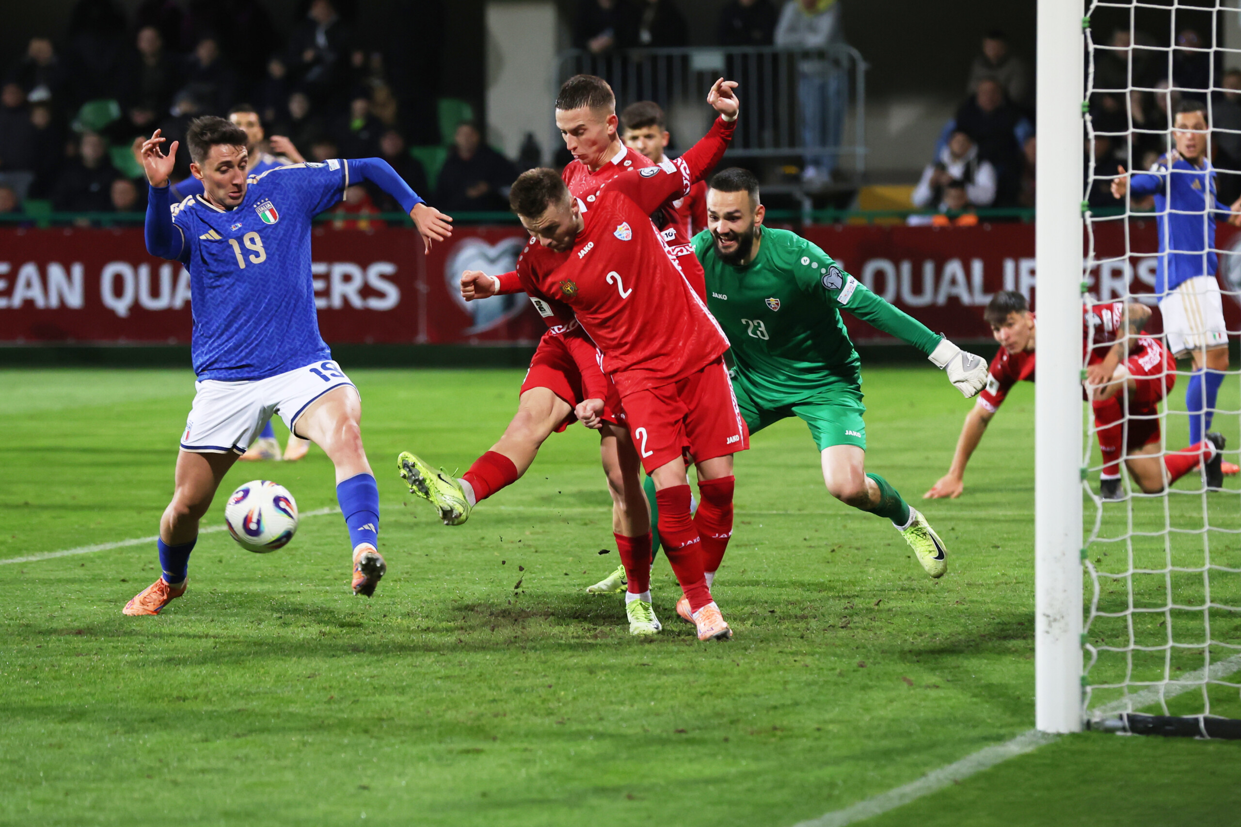 football qualifications pour la coupe du monde moldavie italie 0 2 scaled