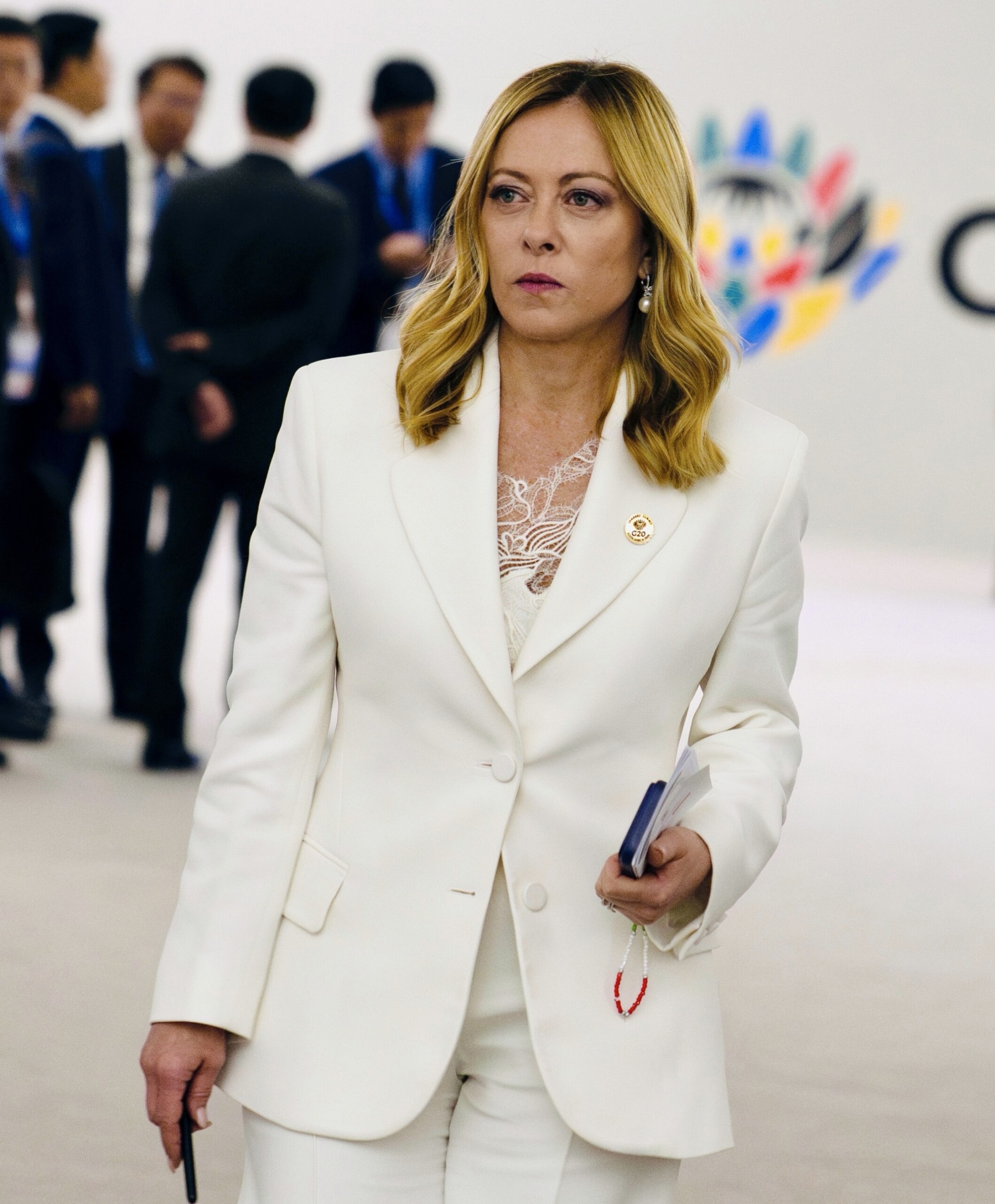 fdi meloni disposee a un debat unique avec schlein et conte a atreju scaled