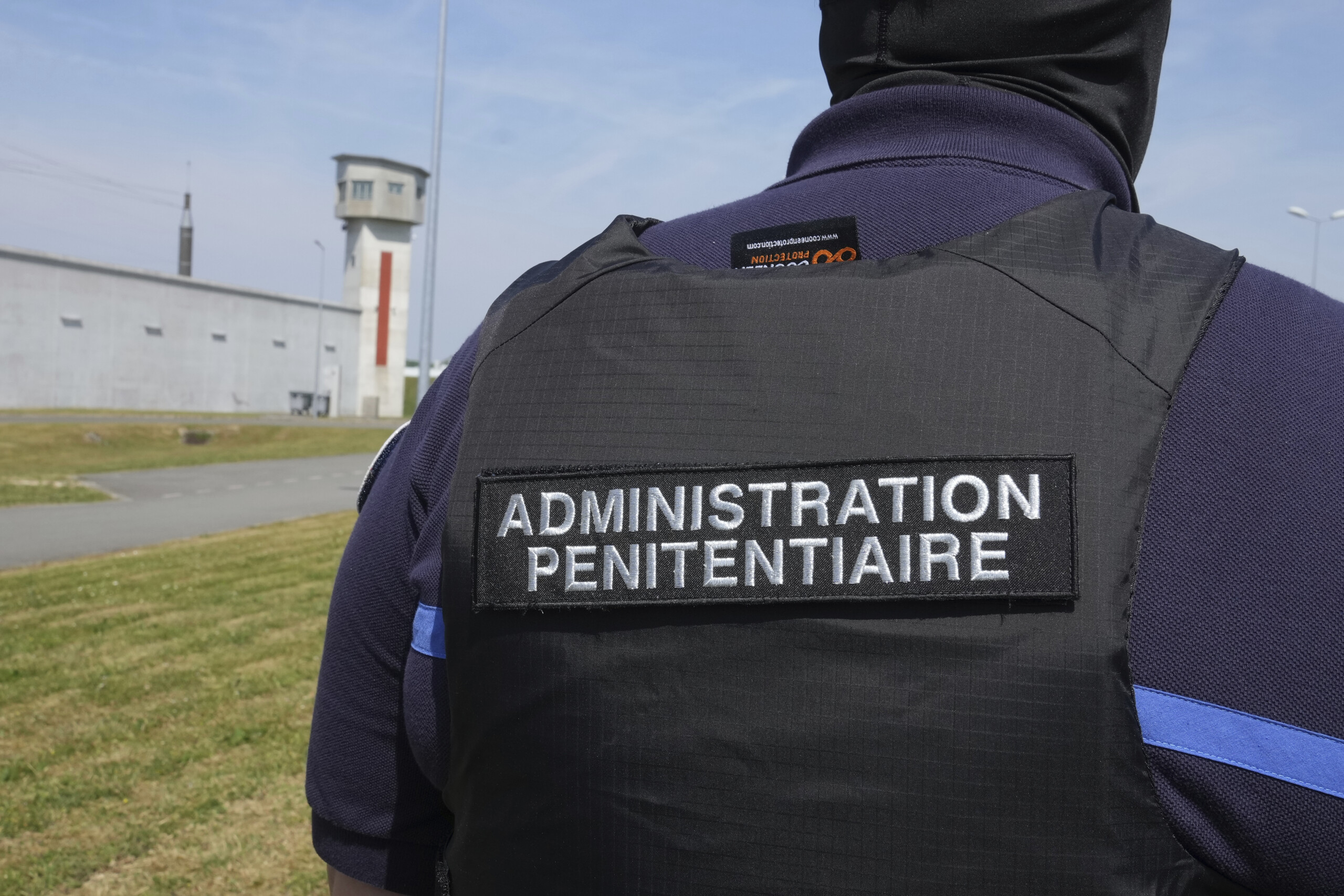 france deux detenus sevadent de la prison de dijon scaled