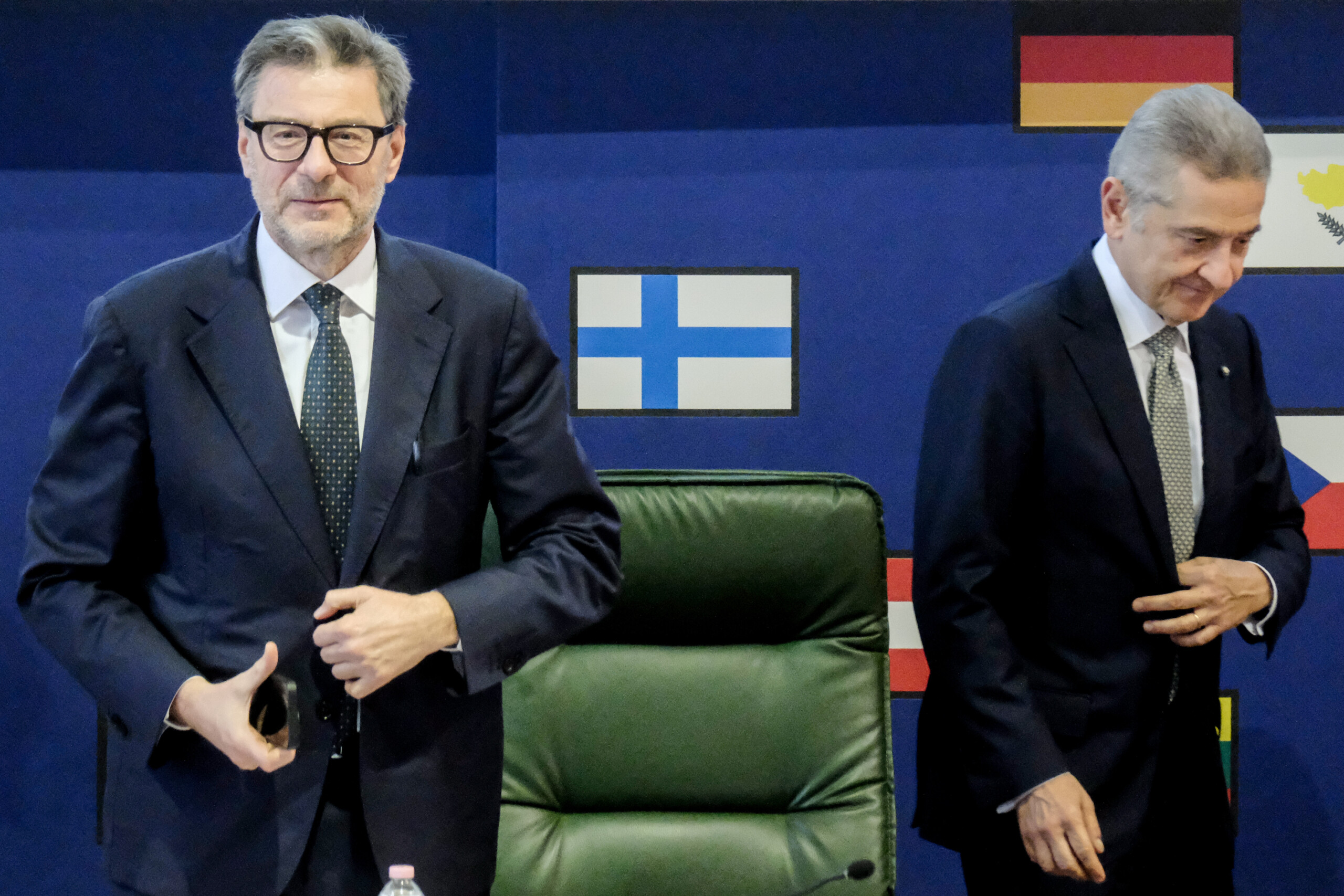 Finances publiques, Giorgetti : « Ambition d’atteindre un déficit inférieur à 3 % cette année » 1 finances publiques giorgetti ambition datteindre un deficit inferieur a 3 cette annee scaled