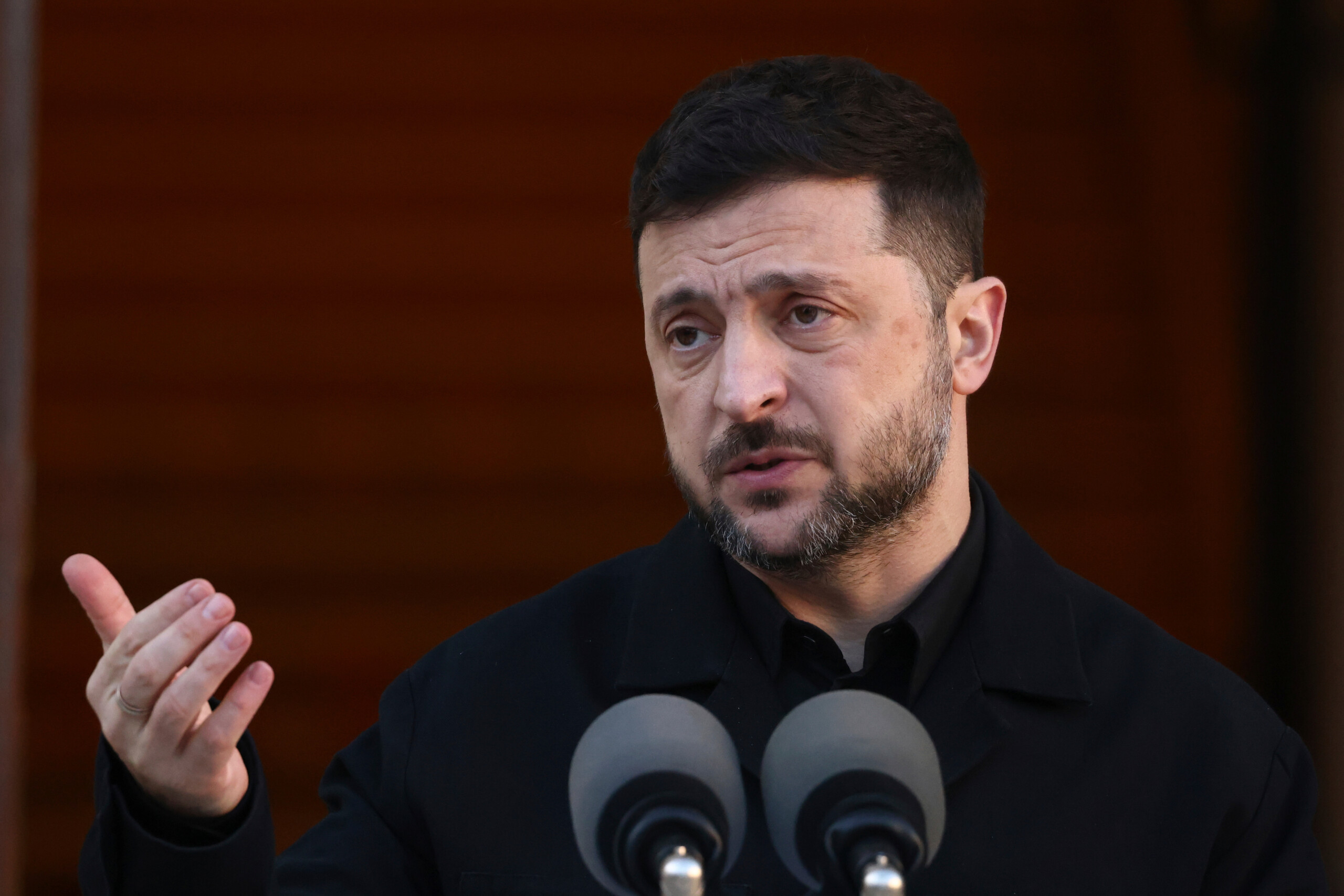 Ukraine, Zelensky : « Optimiste quant à la rapidité des négociations et à l’intérêt des États-Unis » 1 ukraine zelensky optimiste quant a la rapidite des negociations et a linteret des etats unis scaled