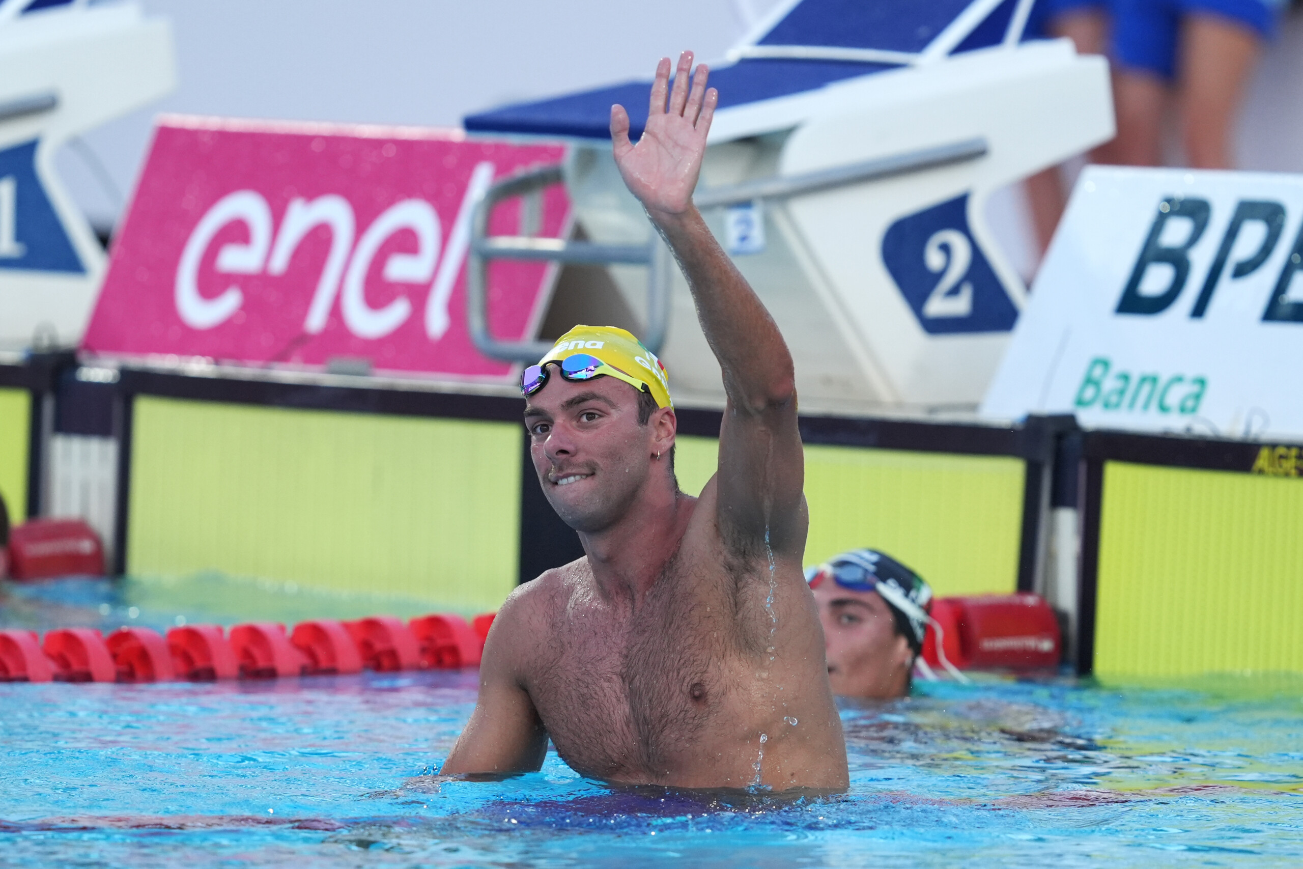 milan cortina paltrinieri premier porteur du flambeau polonara et tamberi egalement presents scaled