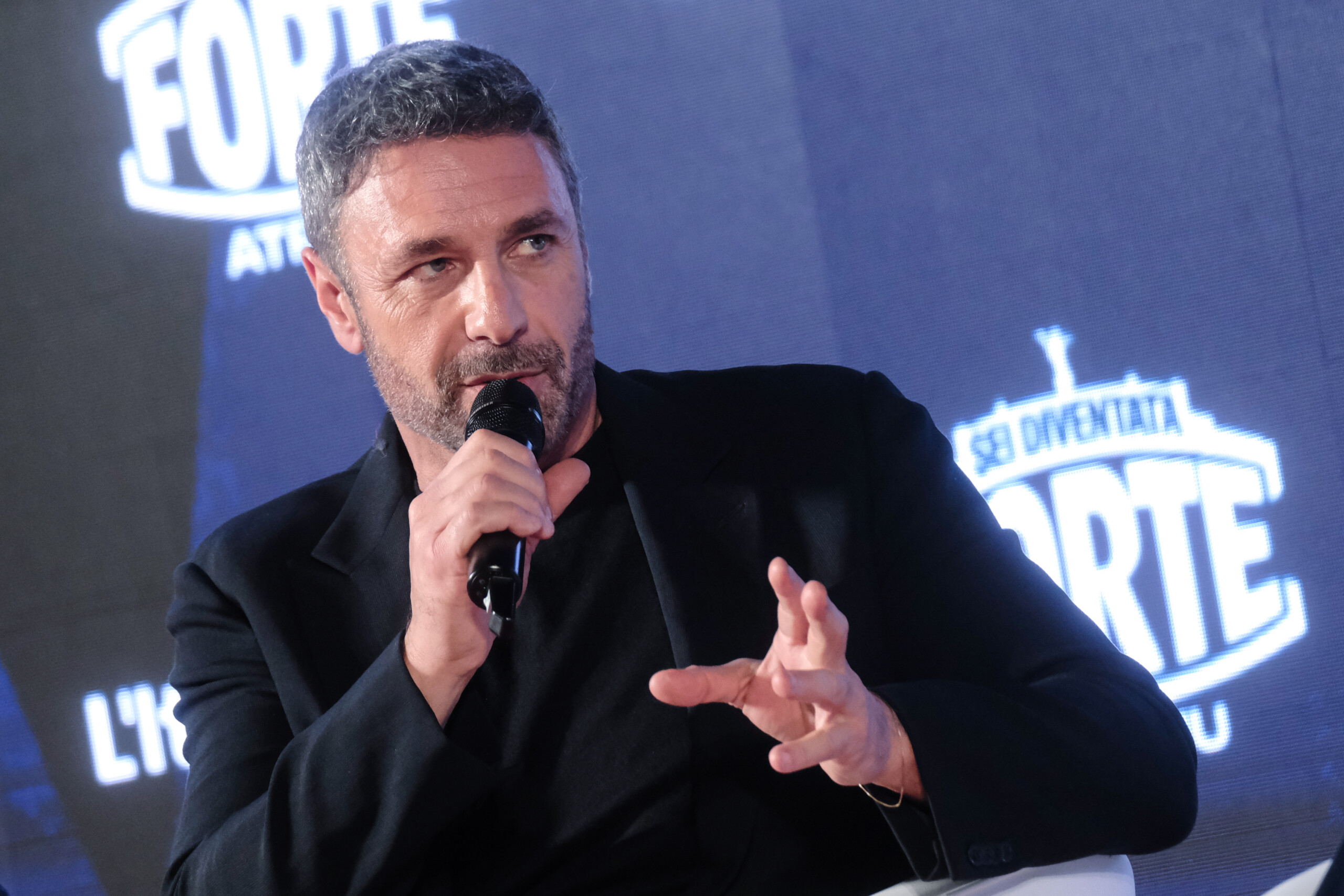 raoul bova un enregistrement audio plus viral que les guerres je me suis senti seul scaled