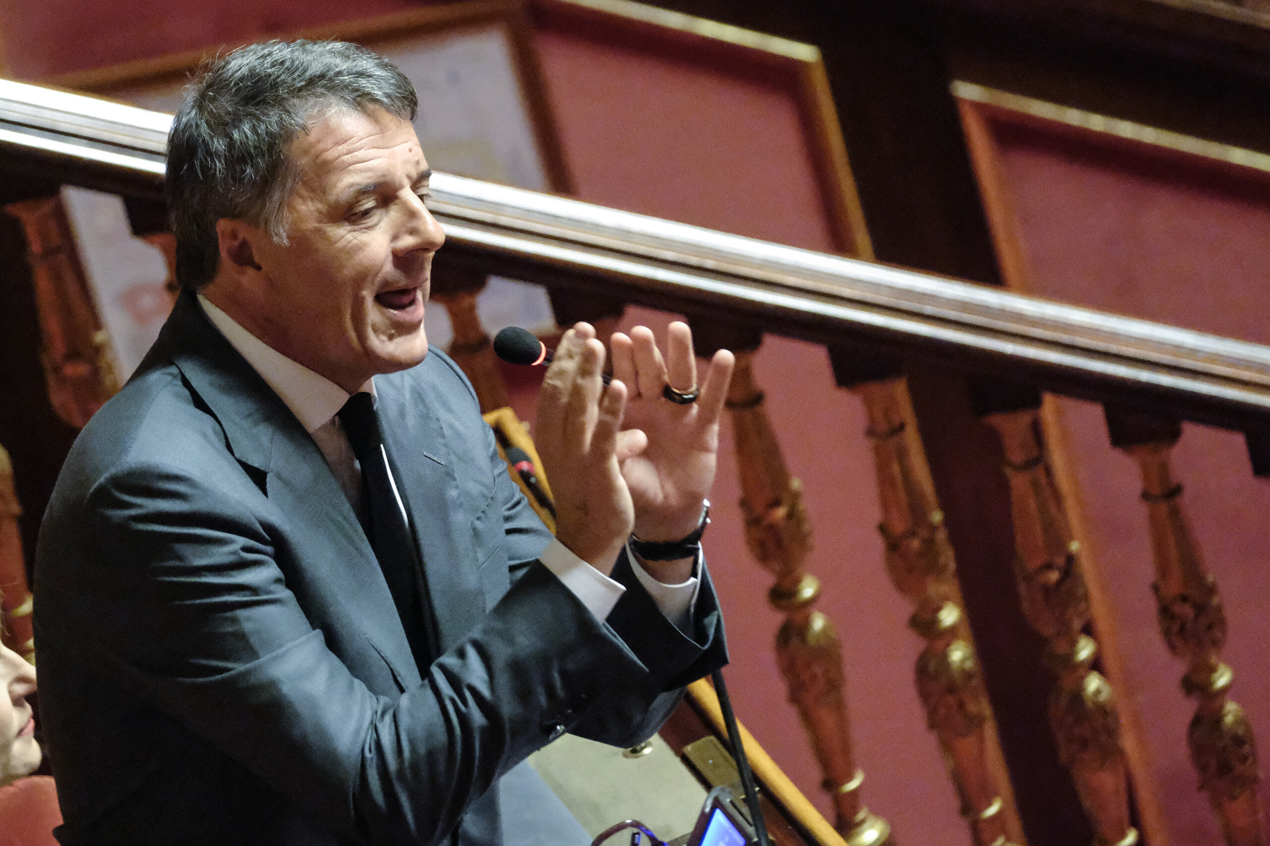 centre gauche renzi si nous ne nous disputons pas sur le passe nous gagnerons scaled