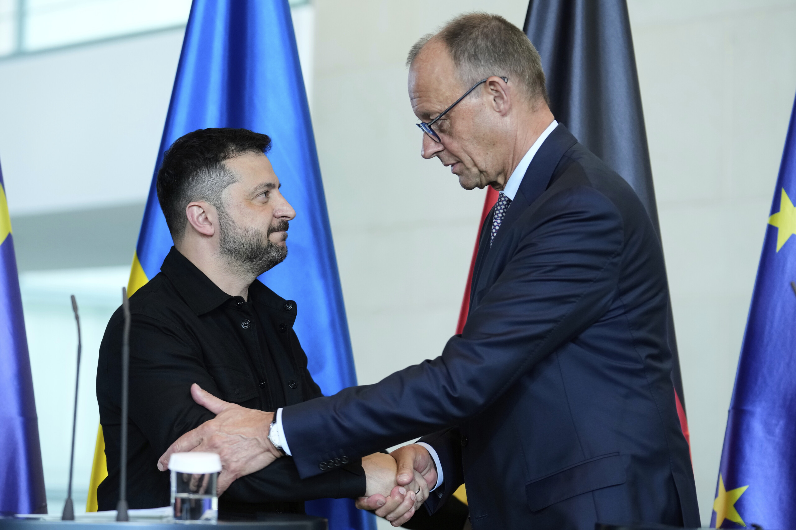 ukraine medias zelensky rencontrera merz lundi a berlin scaled