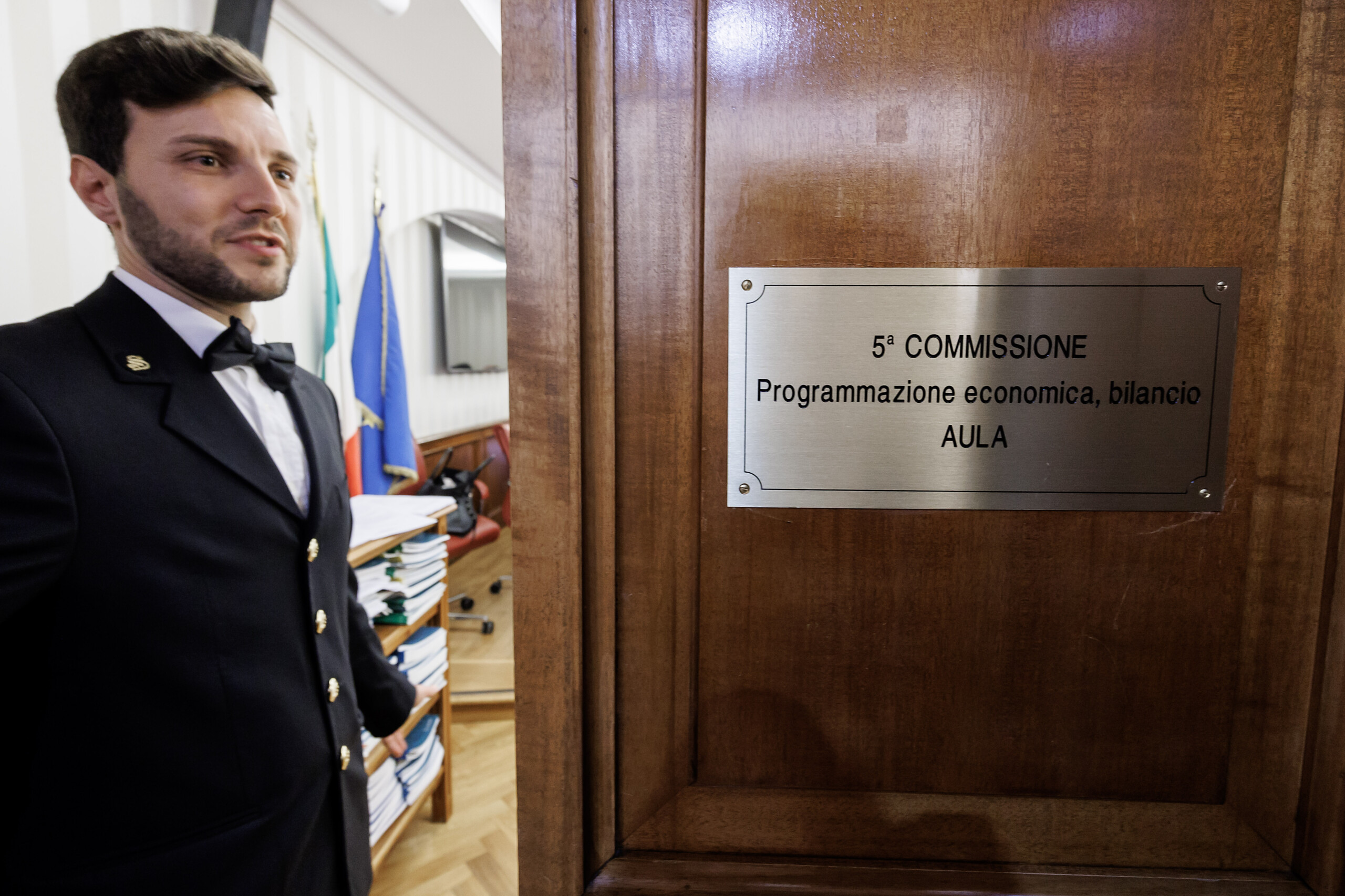 manoeuvre les travaux sont reportes arrivee possible en seance pleniere mardi scaled