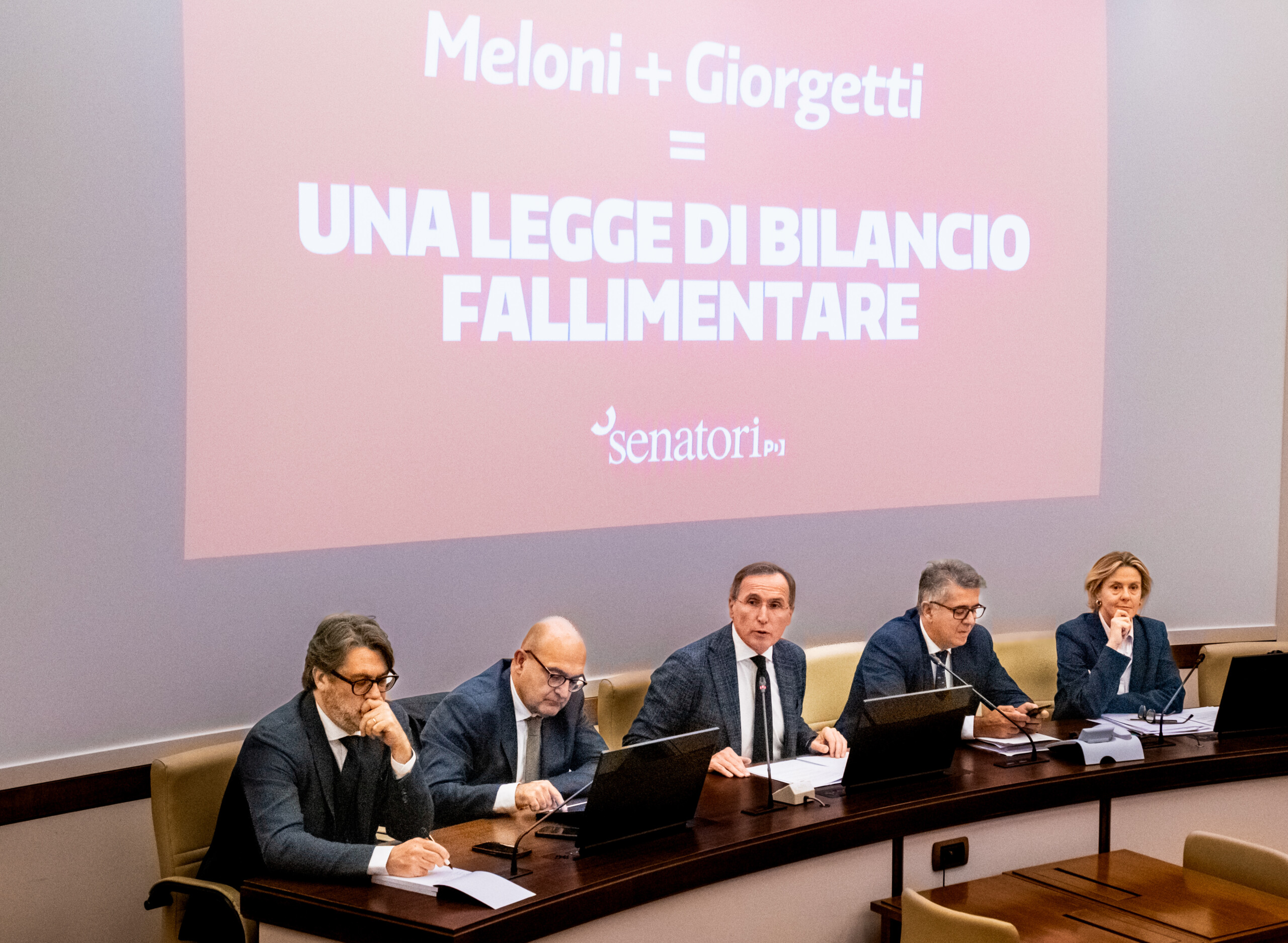 budget pd marque le declin de ce gouvernement et le declin du pays scaled