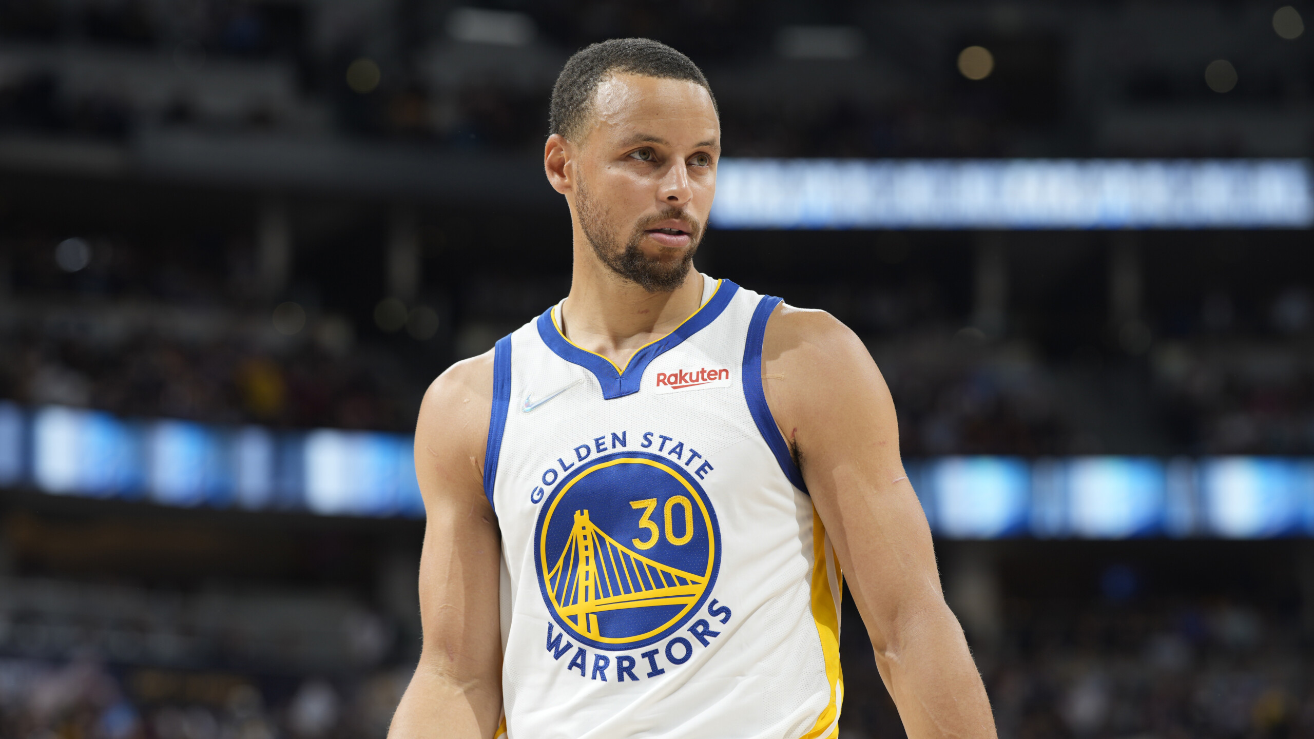 nba curry stimule golden state okc et detroit remportent une nouvelle victoire scaled