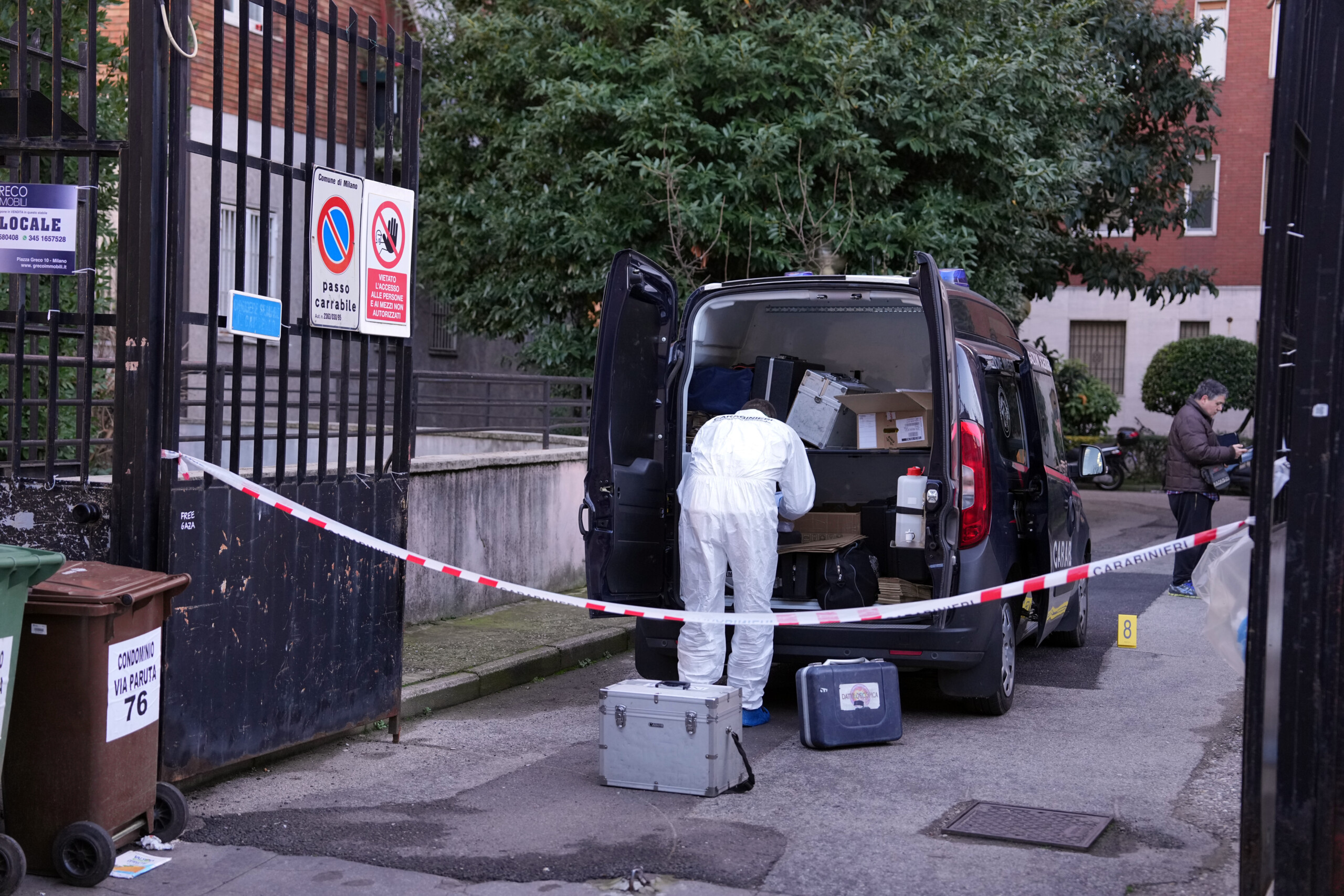 milan identification dune femme retrouvee dans une cour il sagit dune jeune femme de 19 ans originaire de latina scaled