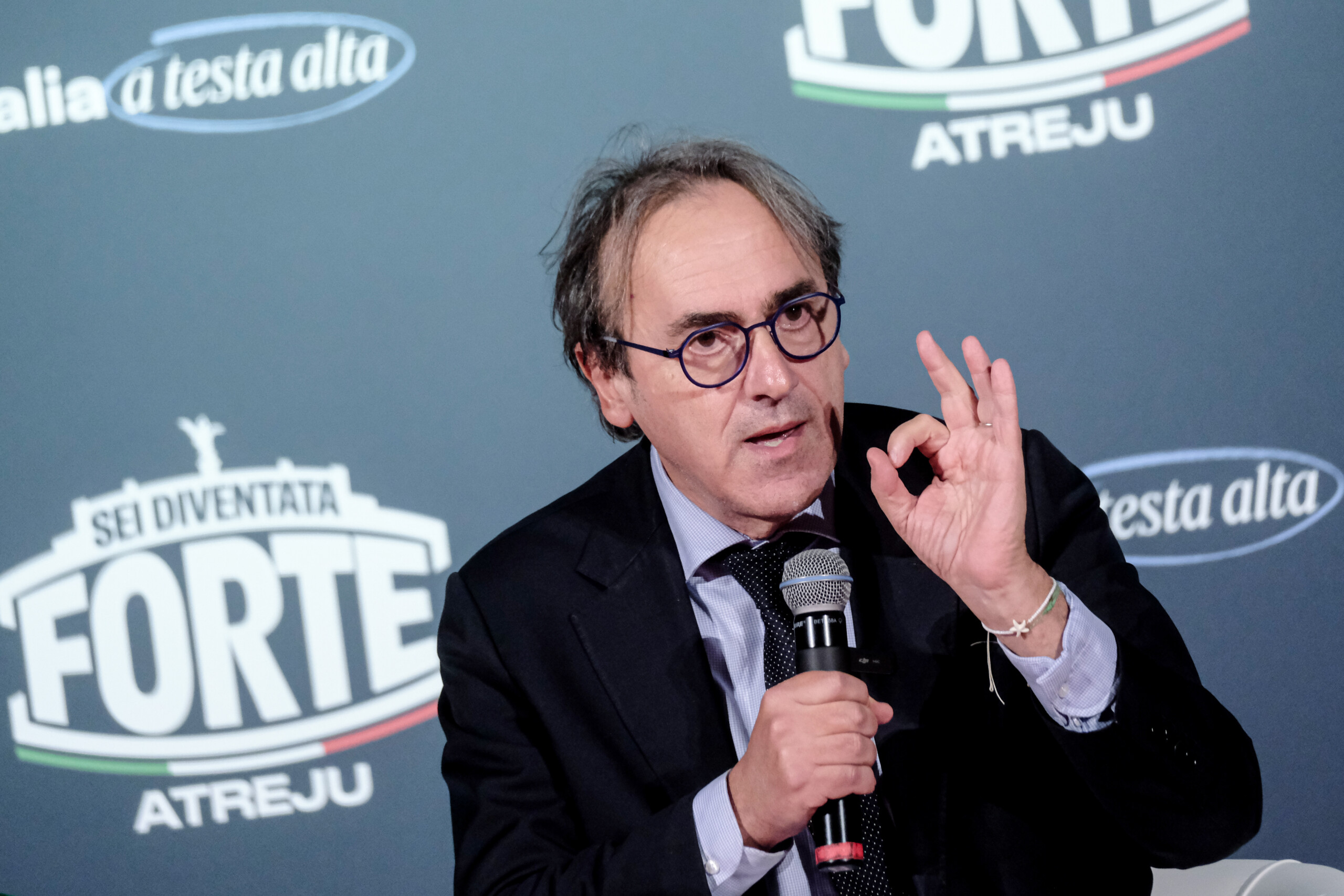 venezuela bonelli avs trump nexporte pas la democratie il fait etalage de sa force scaled