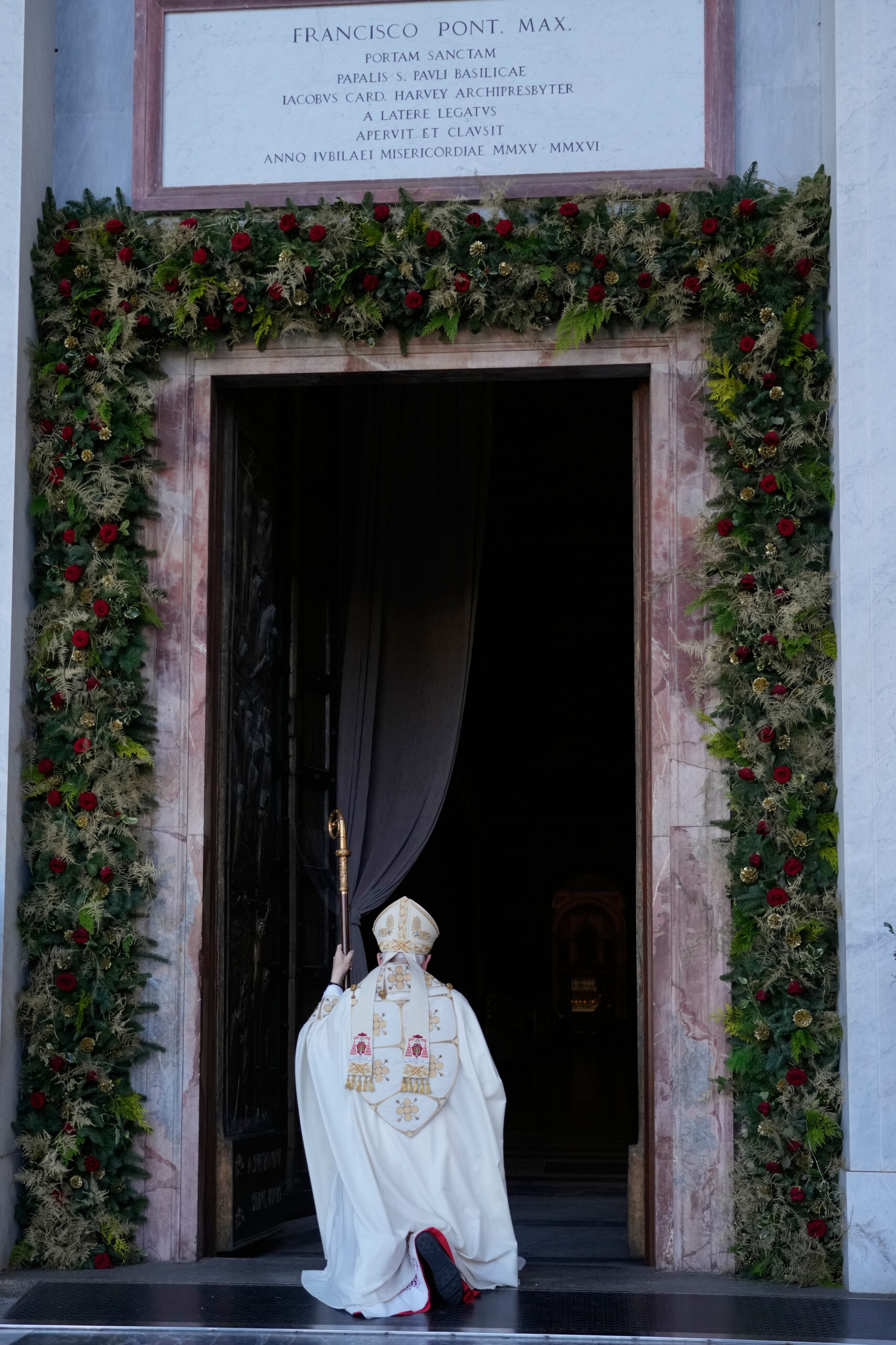 Jubilé, Mgr Fisichella : « Demain Mattarella à la fermeture de la Porte sainte de Saint-Pierre » 1 jubile mgr fisichella demain mattarella a la fermeture de la porte sainte de saint pierre scaled