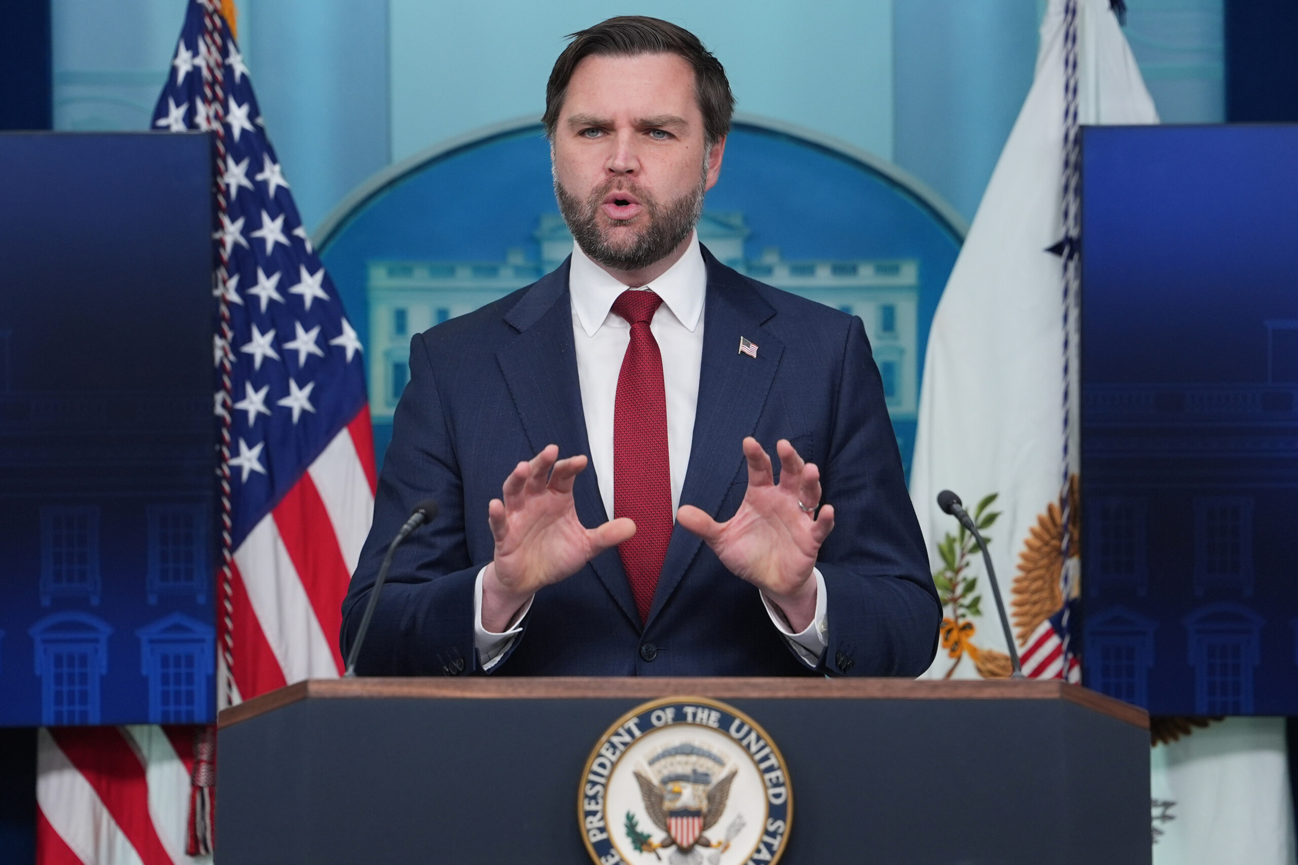 etats unis vance et minneapolis attaquent le peuple americain scaled