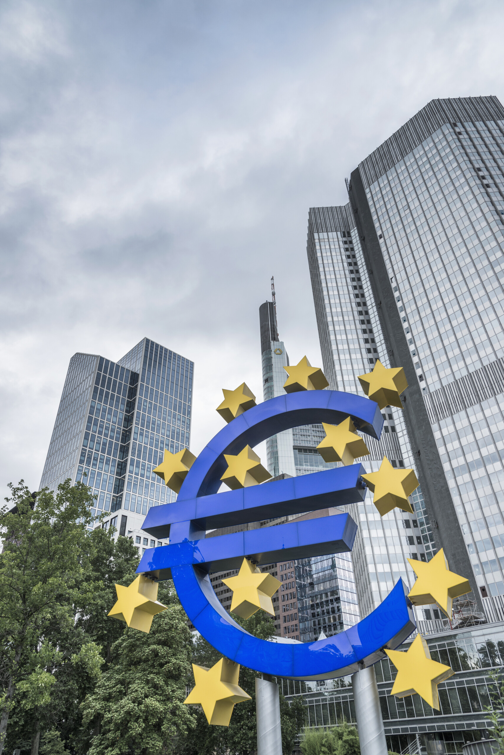 Zone euro, Eurostat : « Le chômage recule à 6,3 % en novembre » 1 zone euro eurostat le chomage recule a 63 en novembre scaled