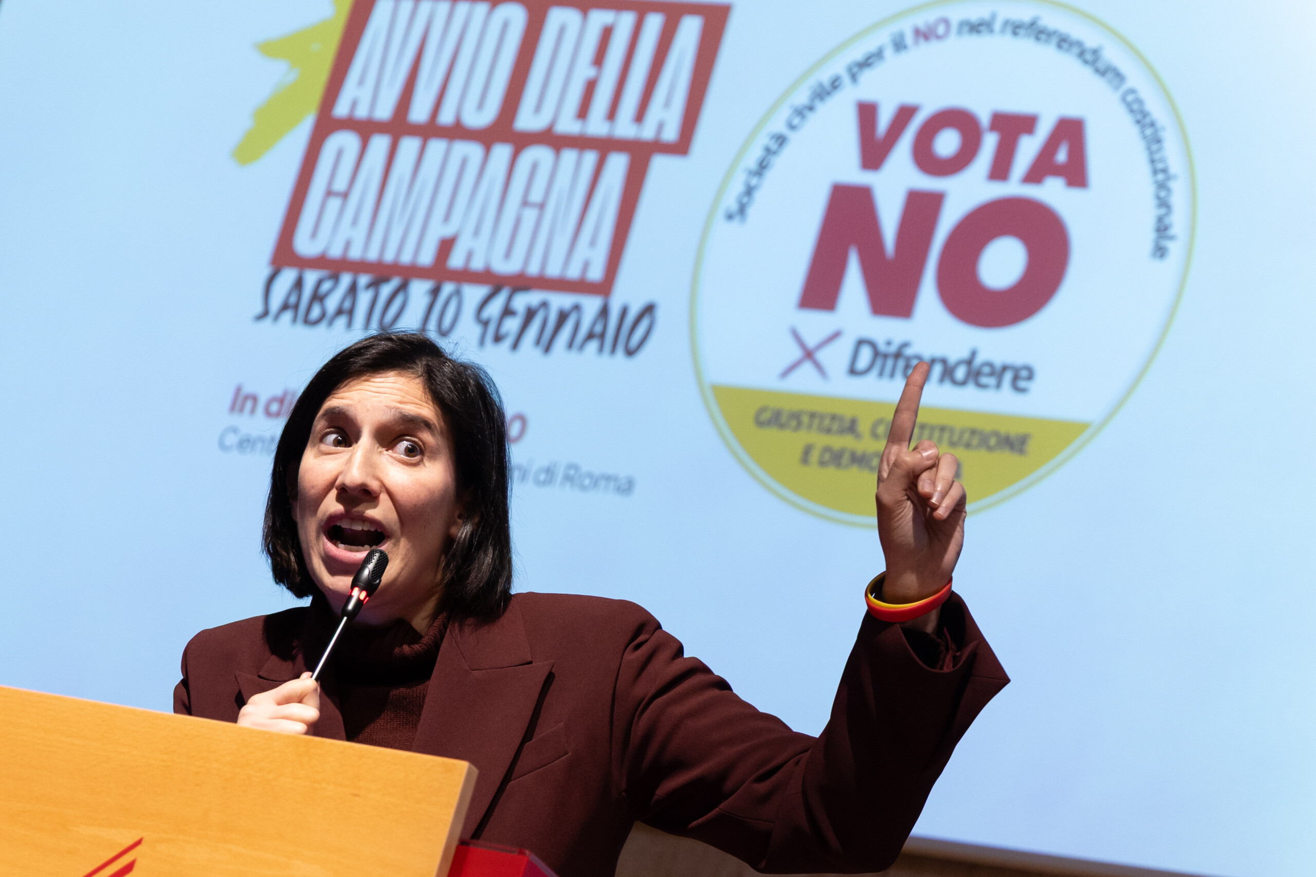 justice schlein meloni lance des attaques pour discrediter la magistrature scaled