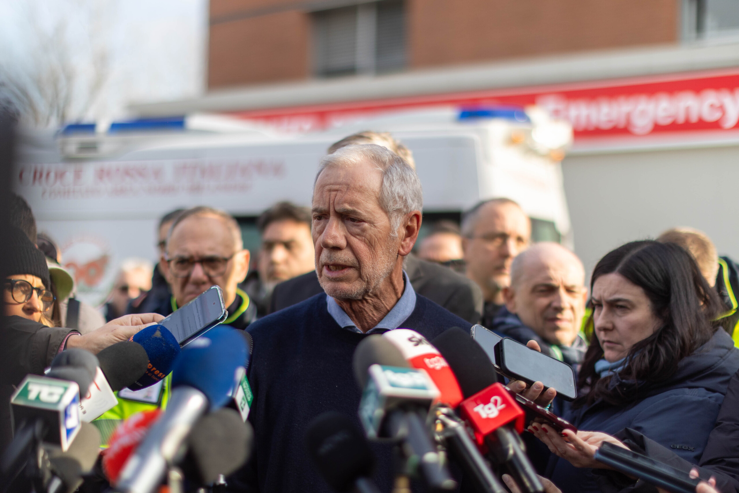 crans montana bertolaso sept jeunes en reanimation et cinq au centre des brules scaled