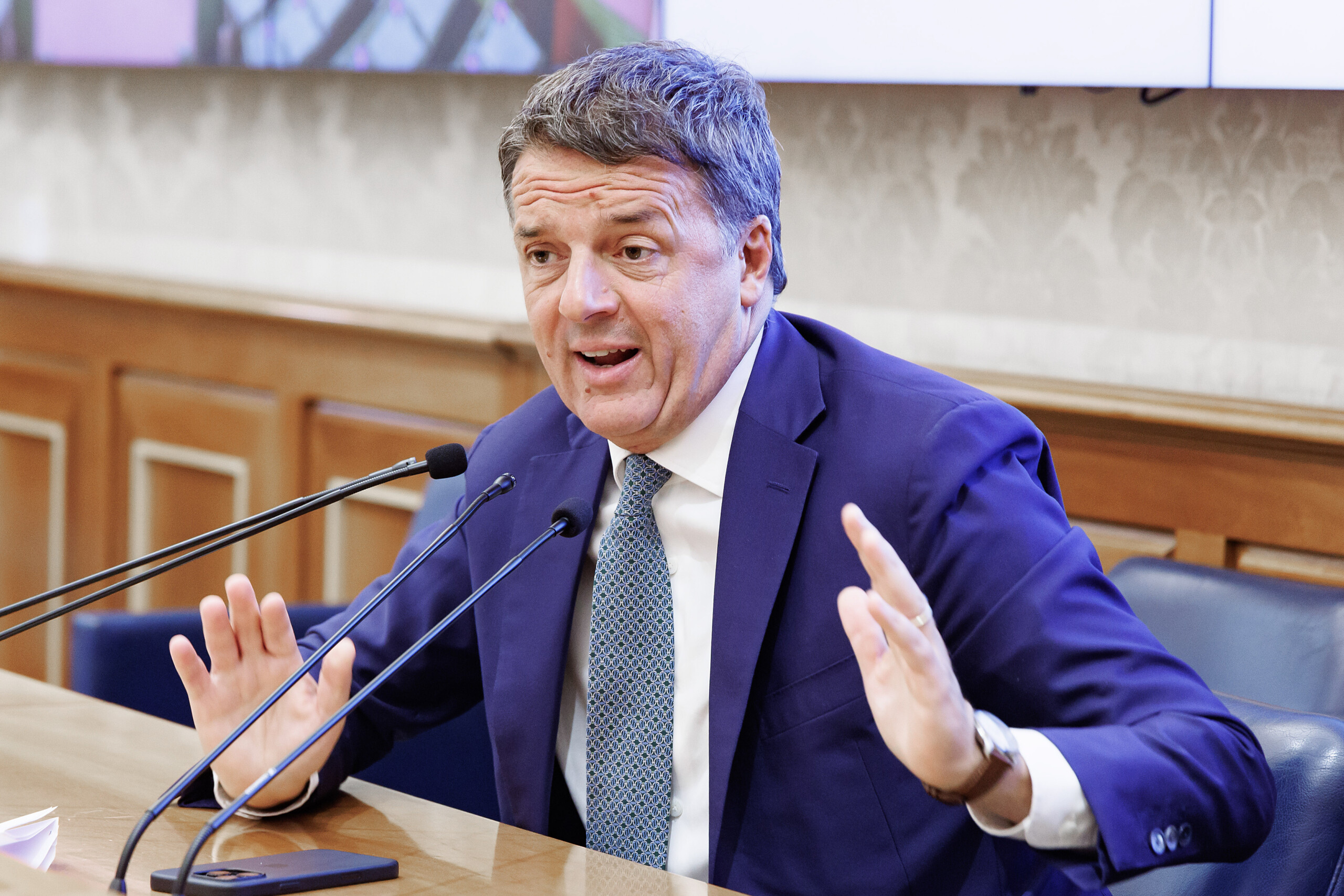 c sinistra renzi il sera uni les dirigeants divises ne seront pas toleres et meloni sera au colle scaled