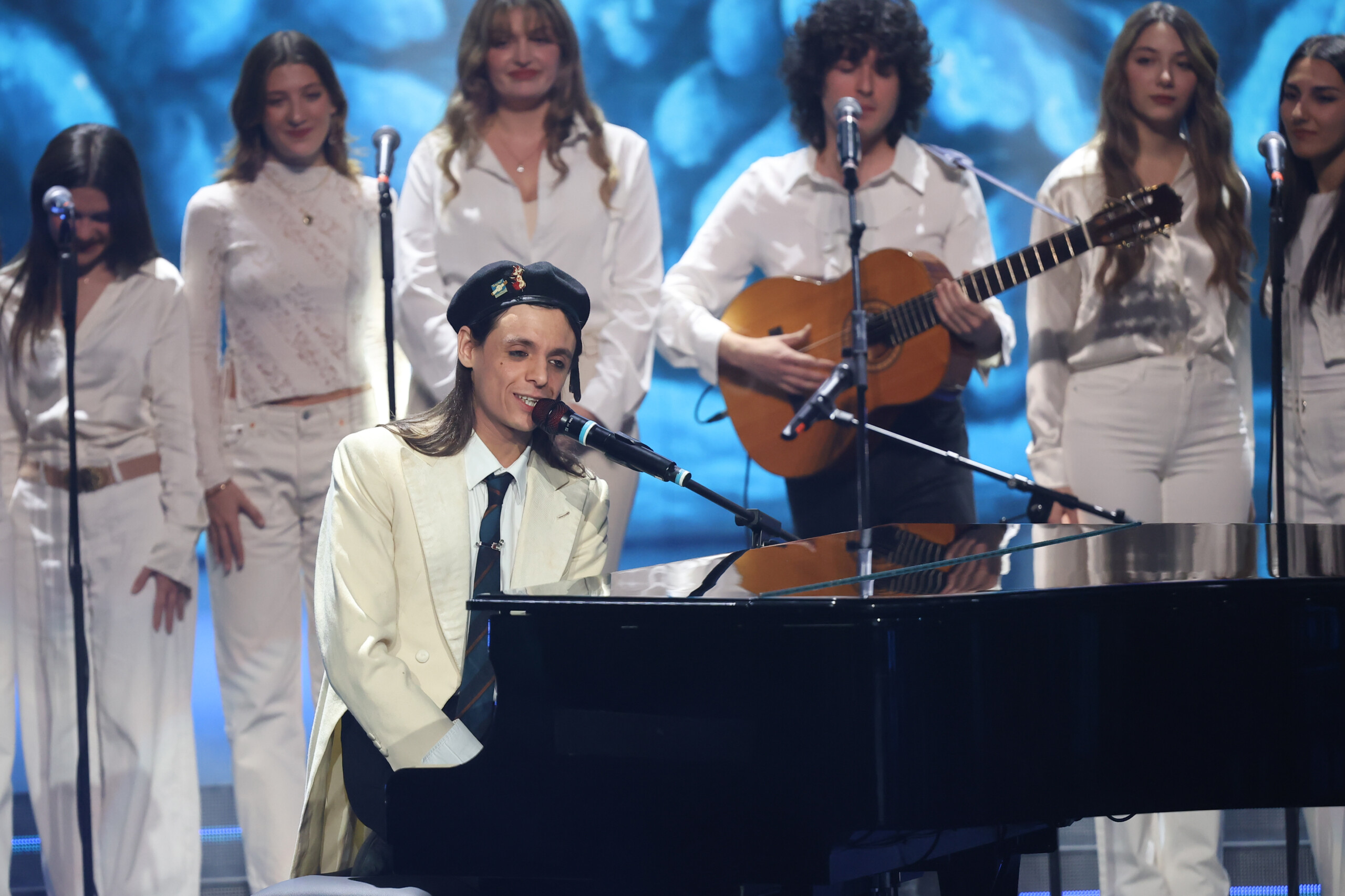 musique lucio corsi tour europeen 2026 debute le 24 janvier scaled