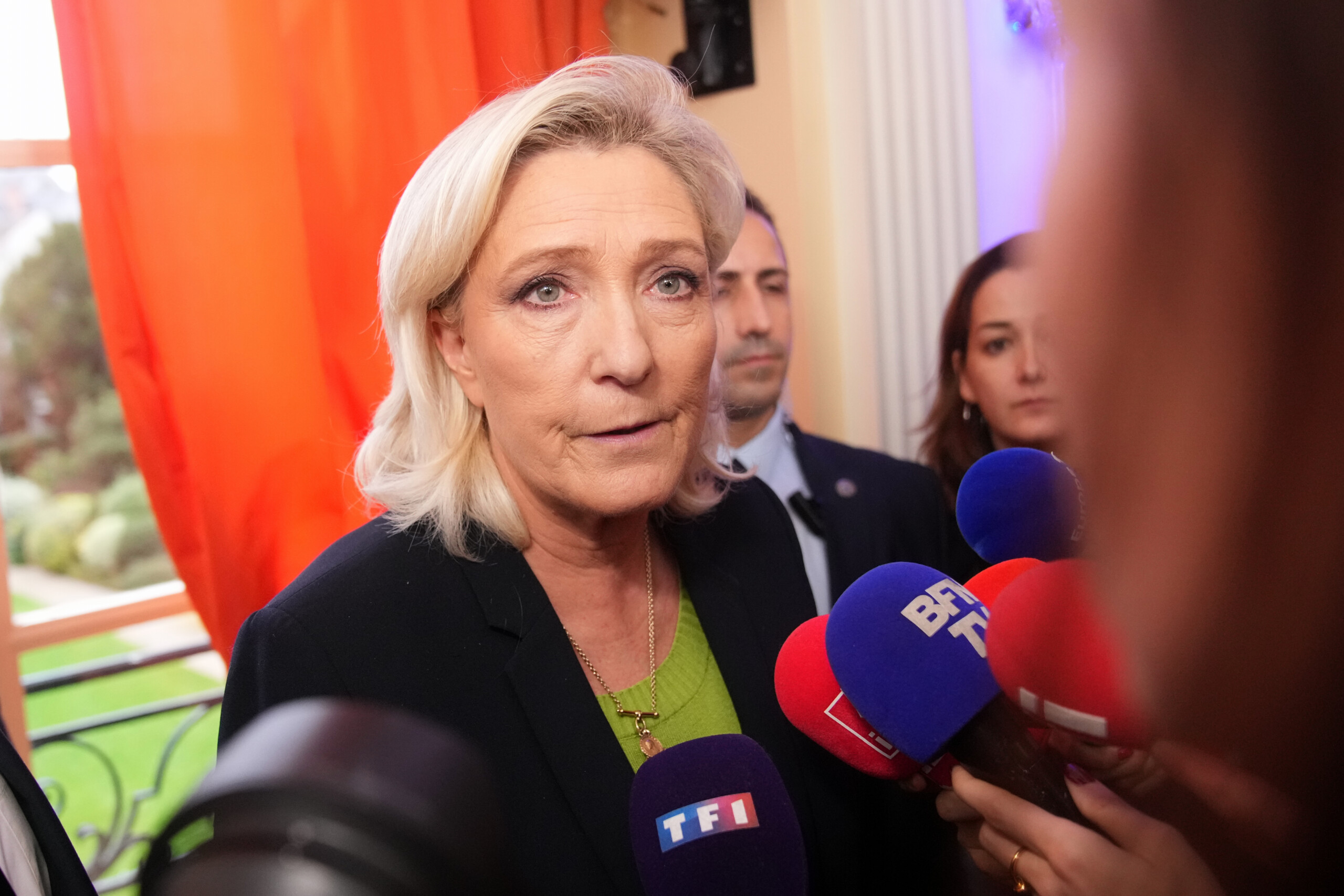 france marine le pen repond au tribunal dans laffaire du financement de lue scaled