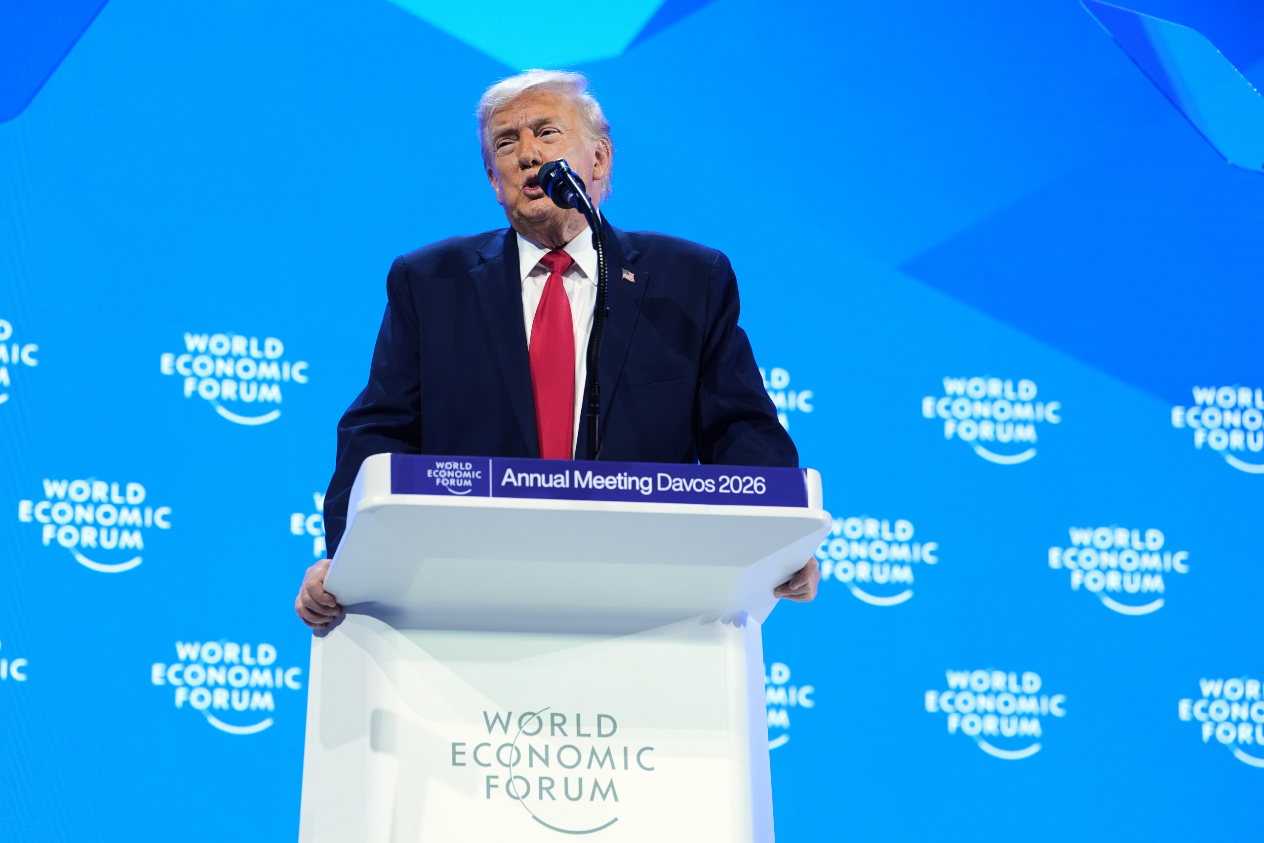 trump a davos japprecie leurope mais elle ne va pas dans la bonne direction scaled