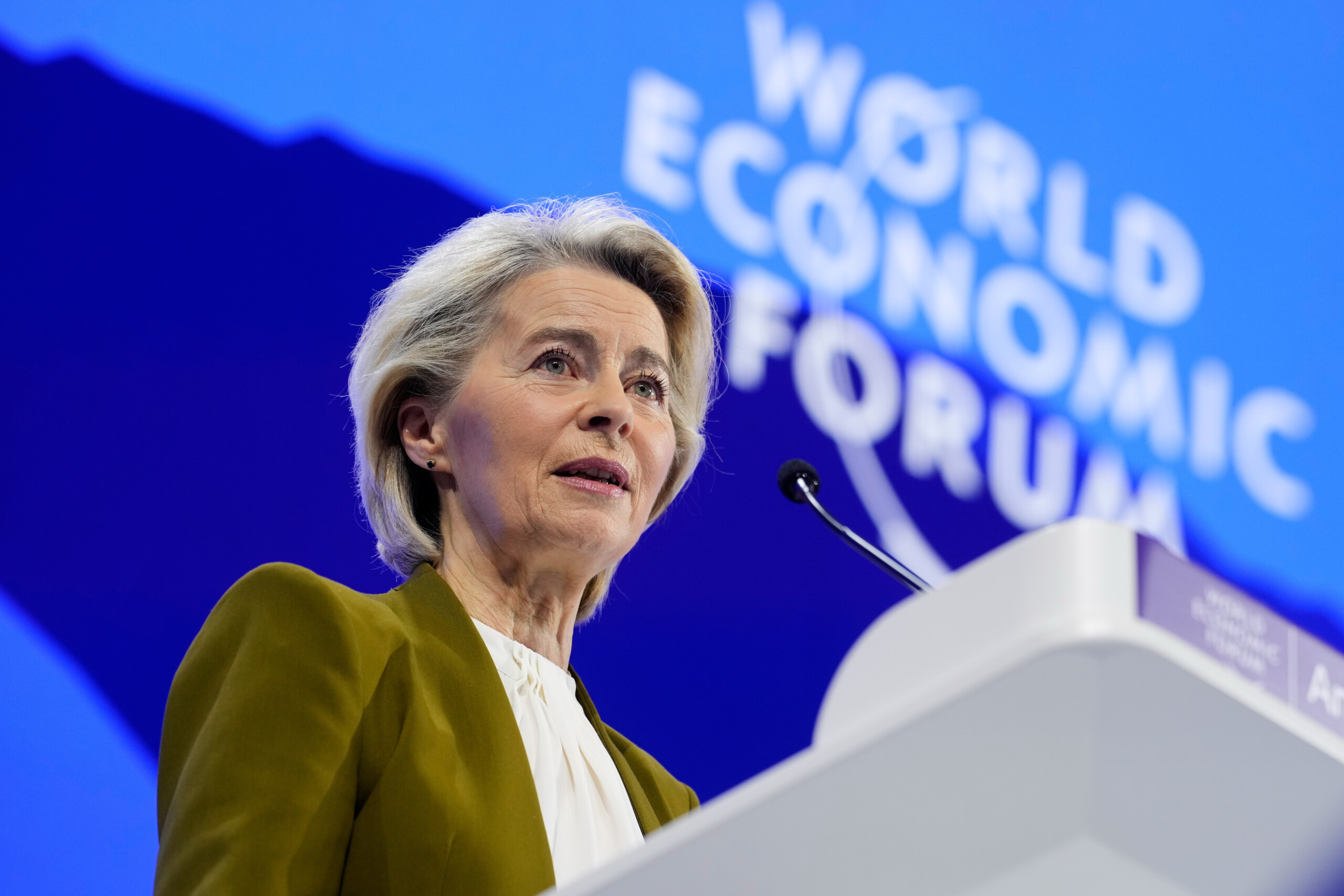 ue von der leyen le monde est bouleverse nous avons besoin dune europe plus forte et plus independante scaled