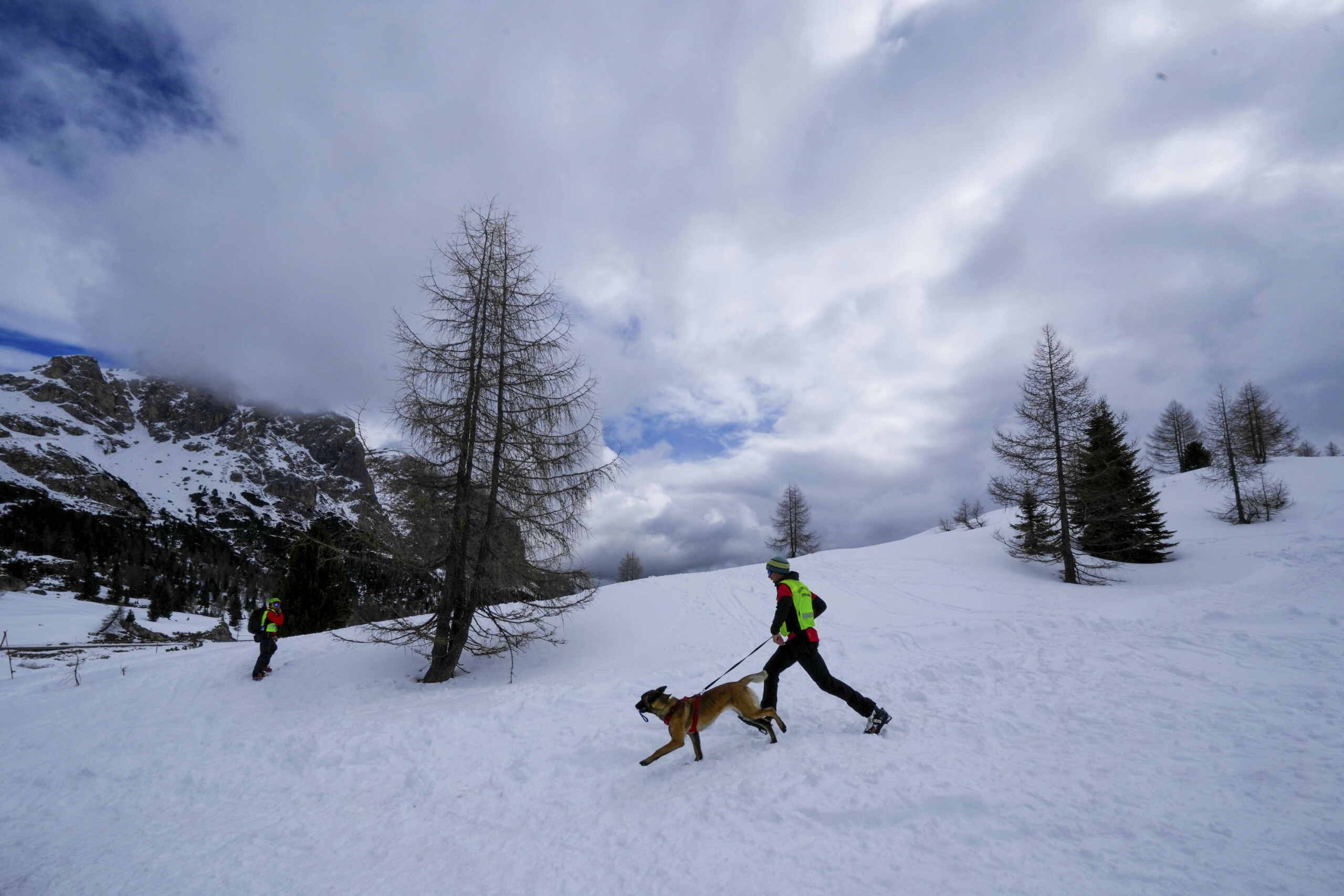 Bolzano, mort d'un randonneur : il a fait une chute près d'une cascade de glace dans la région de Merano 2000 1 bolzano mort dun randonneur il a fait une chute pres dune cascade de glace dans la region de merano 2000 scaled