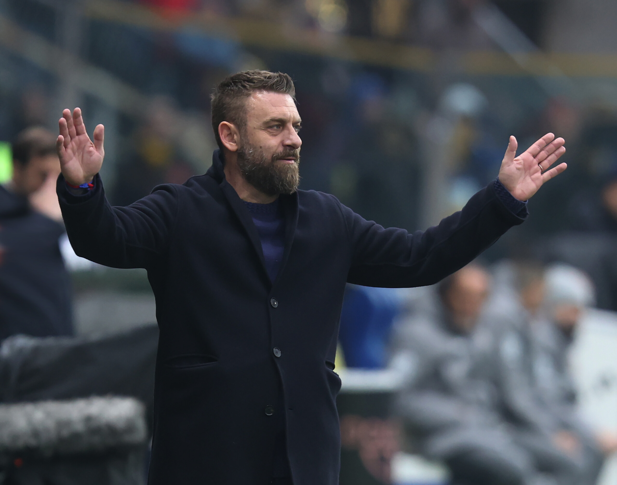 De Rossi : « Les points apportent de la confiance, mais Gênes ne doit pas sous-estimer Bologne » 1 de rossi les points apportent de la confiance mais genes ne doit pas sous estimer bologne scaled