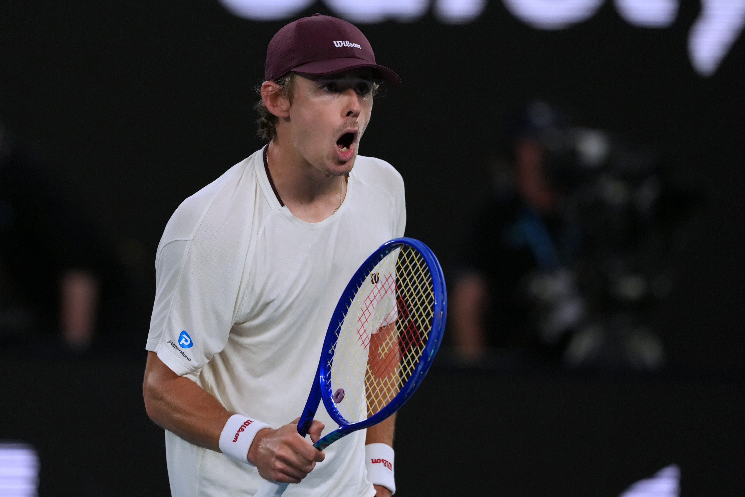 open daustralie zverev et de minaur egalement qualifies pour les huitiemes de finale scaled