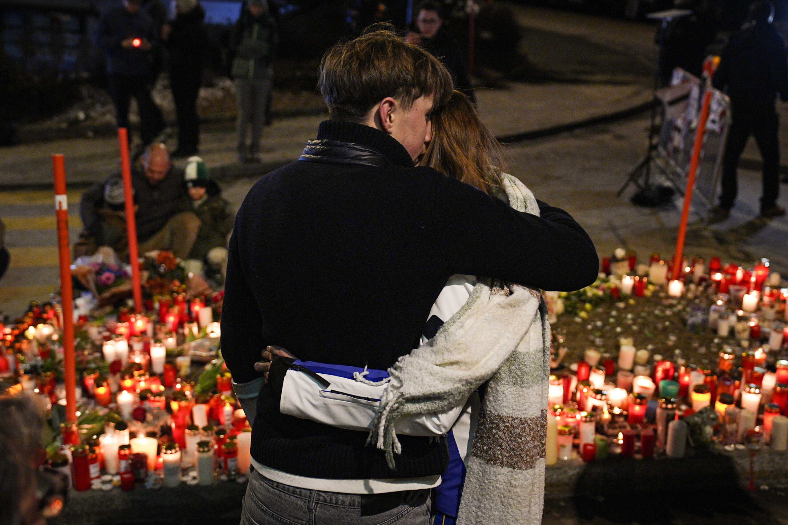 crans montana le pere survivant nous nous attendions a la liberation de m moretti nous avons confiance en ladministration scaled