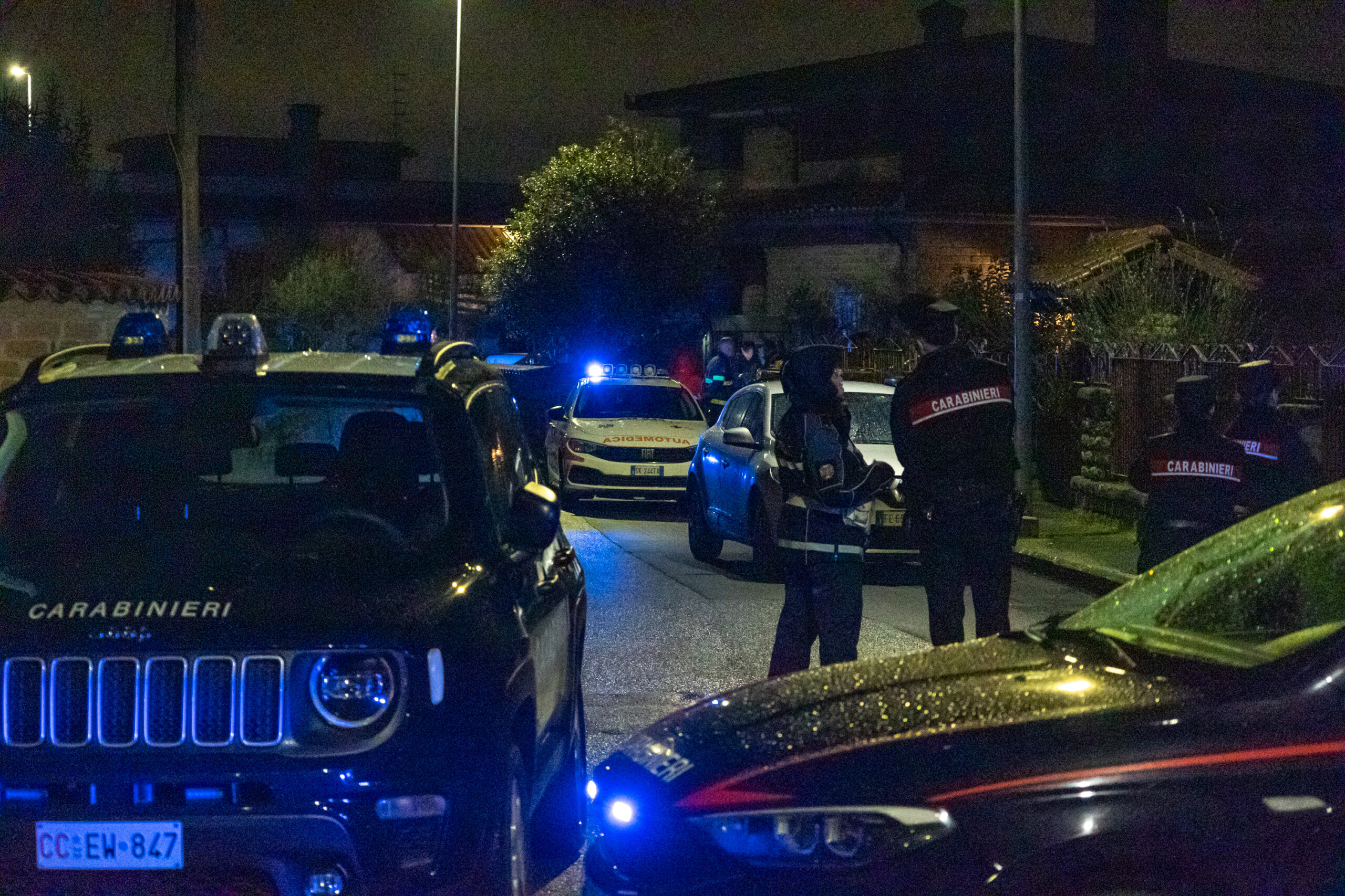 anguillara carlomagno menace de se suicider mais je nai pas le courage scaled