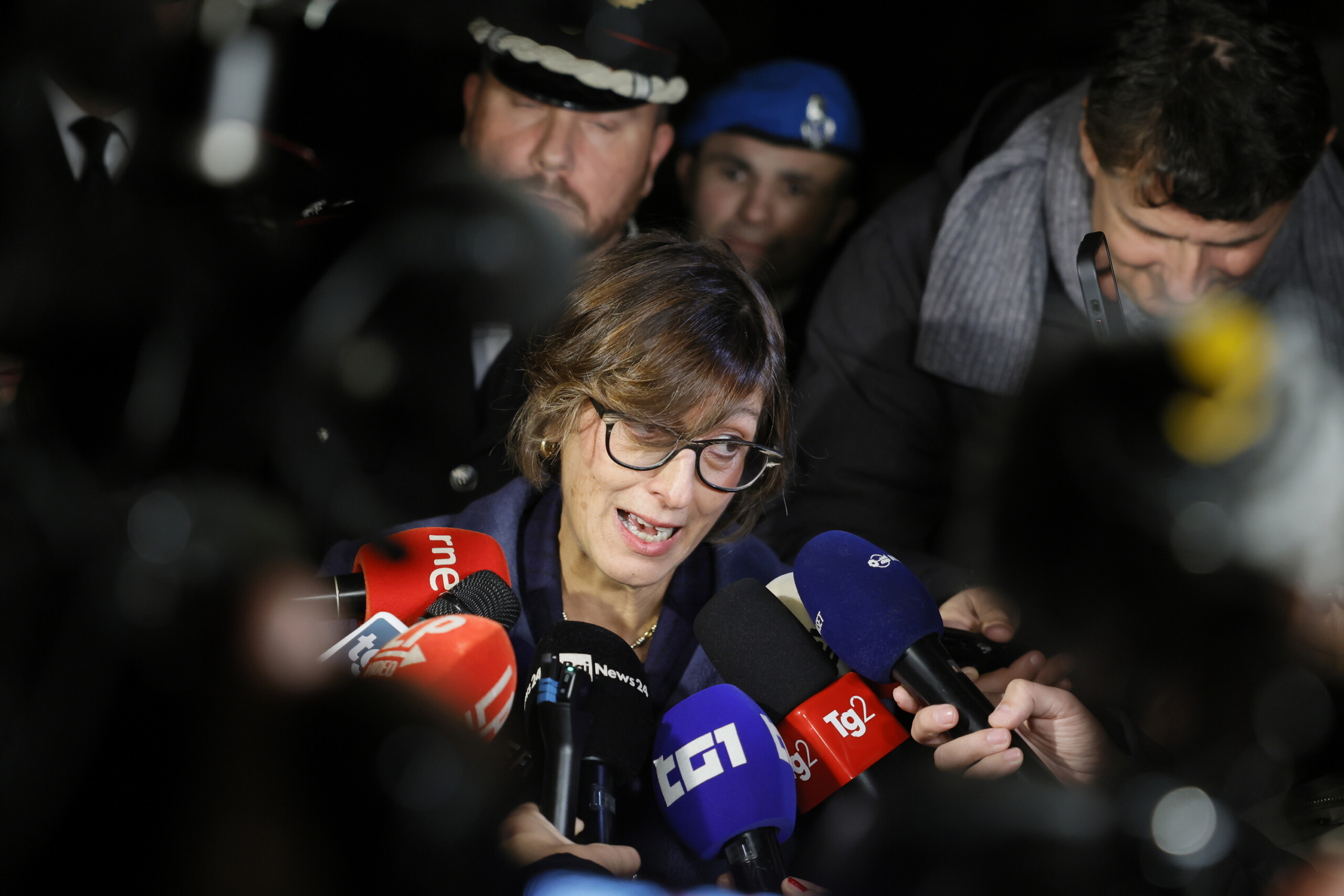 projet de loi sur la violence envers les femmes bongiorno presente un nouveau texte des peines plus lourdes pouvant aller jusqua 13 ans scaled