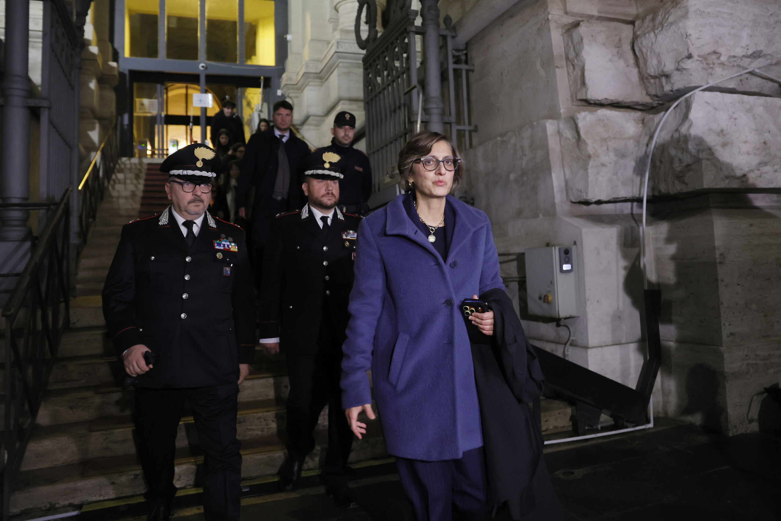 projet de loi sur les violences faites aux femmes bongiorno critique sans lavoir lu mais cest un tournant scaled