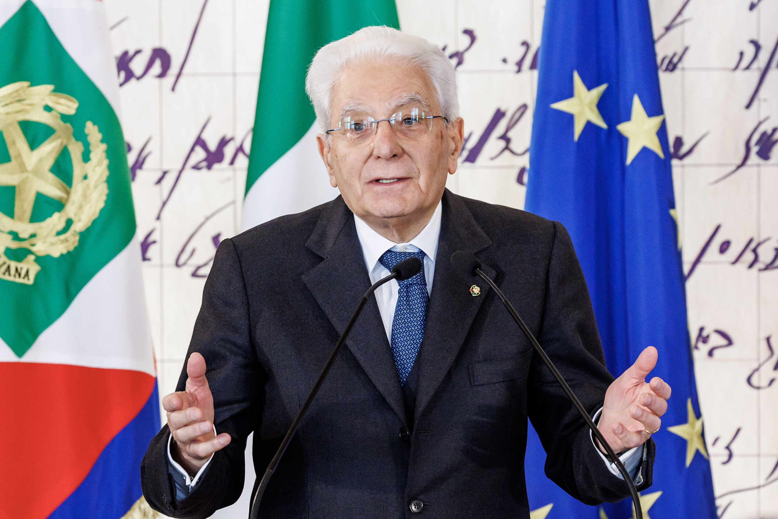 Édition, Mattarella : « L'IA et les fake news, des défis pour les démocraties libérales » 1 edition mattarella lia et les fake news des defis pour les democraties liberales scaled